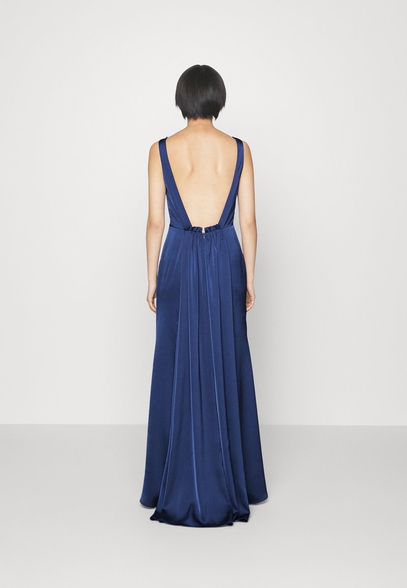 Maxi plesové Šaty Jarlo 38