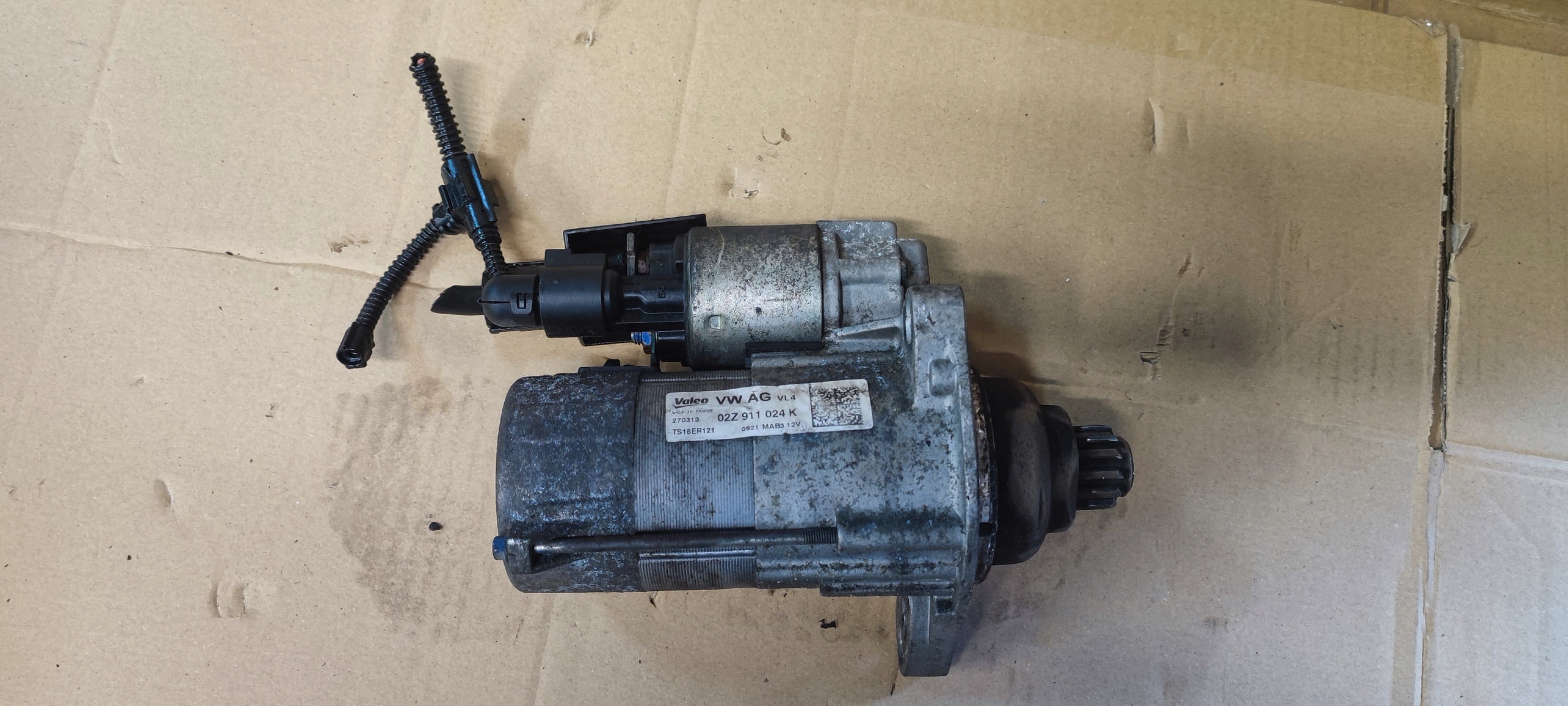 VW CADDY III LIFT 10-15r. starter 1.6 TDI
