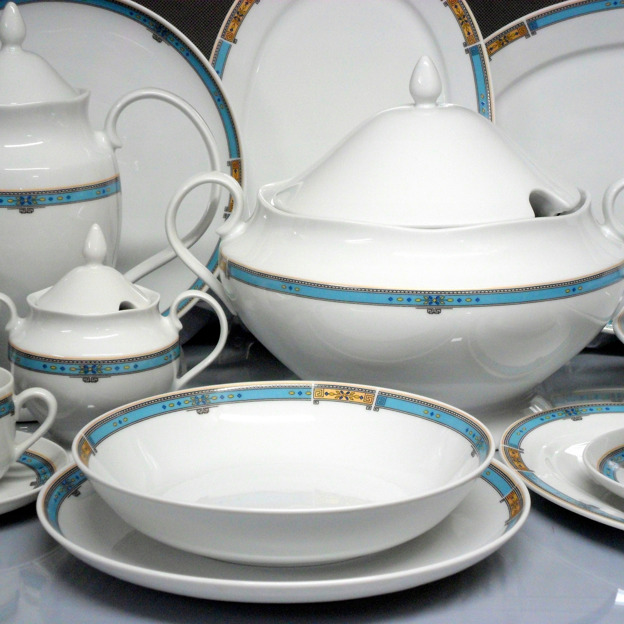 320 Astra Zestaw Obiadowy 12/44 Porcelana Chodzież