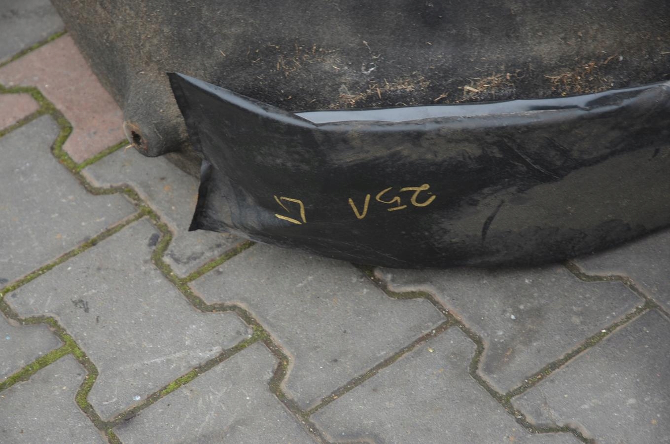 Radschale links heck Mercedes R-klasa W251