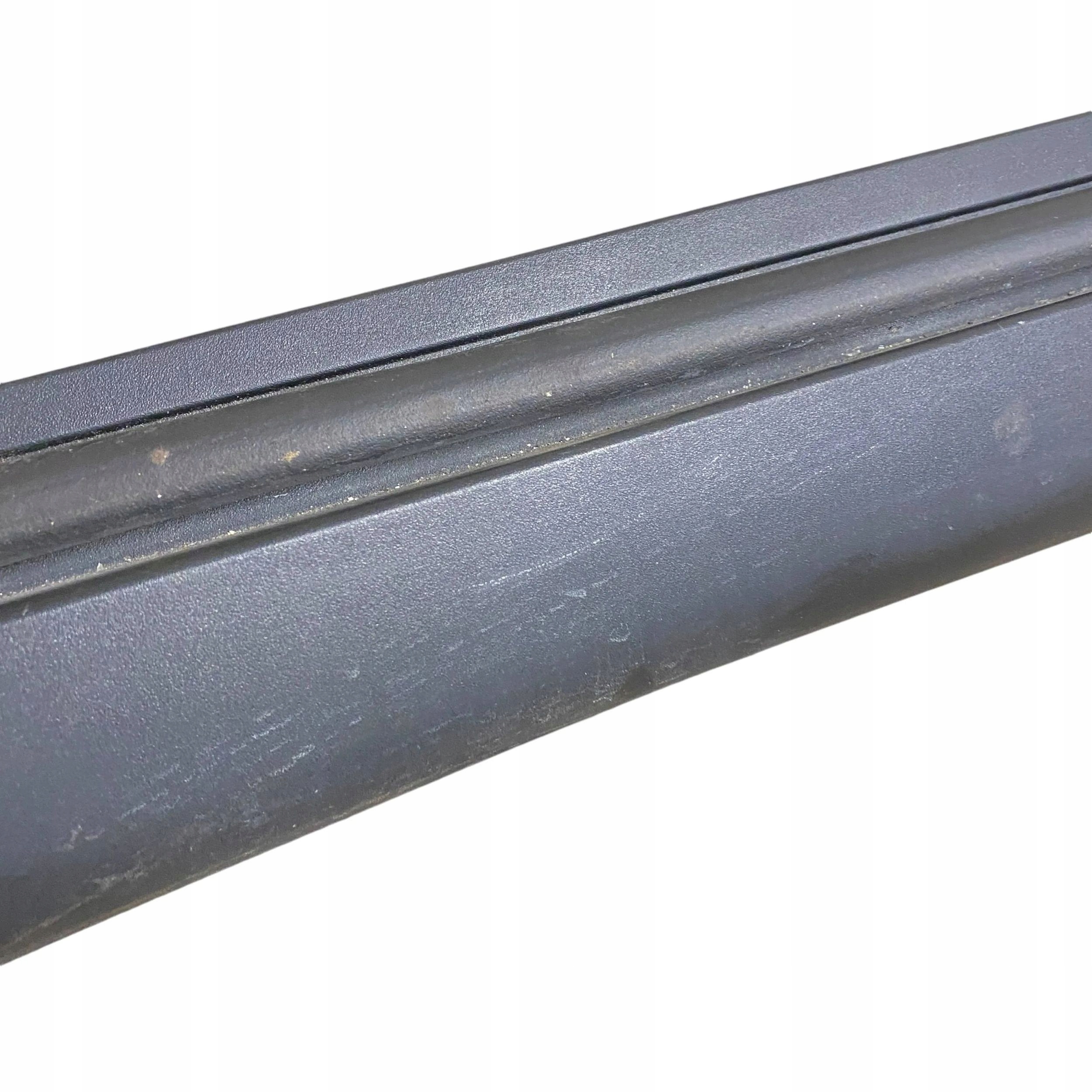 Chevrolet TRAVERSE II 2020 левый Распределительные коробки порога, накладки