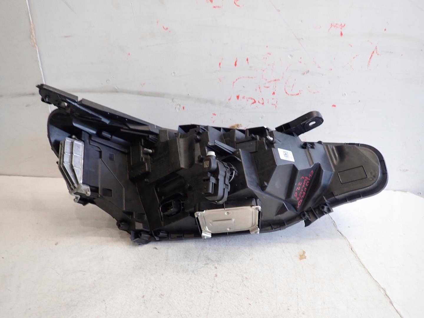light front front left RENAULT CLIO V LIFT 2024- FULL LED 260600149