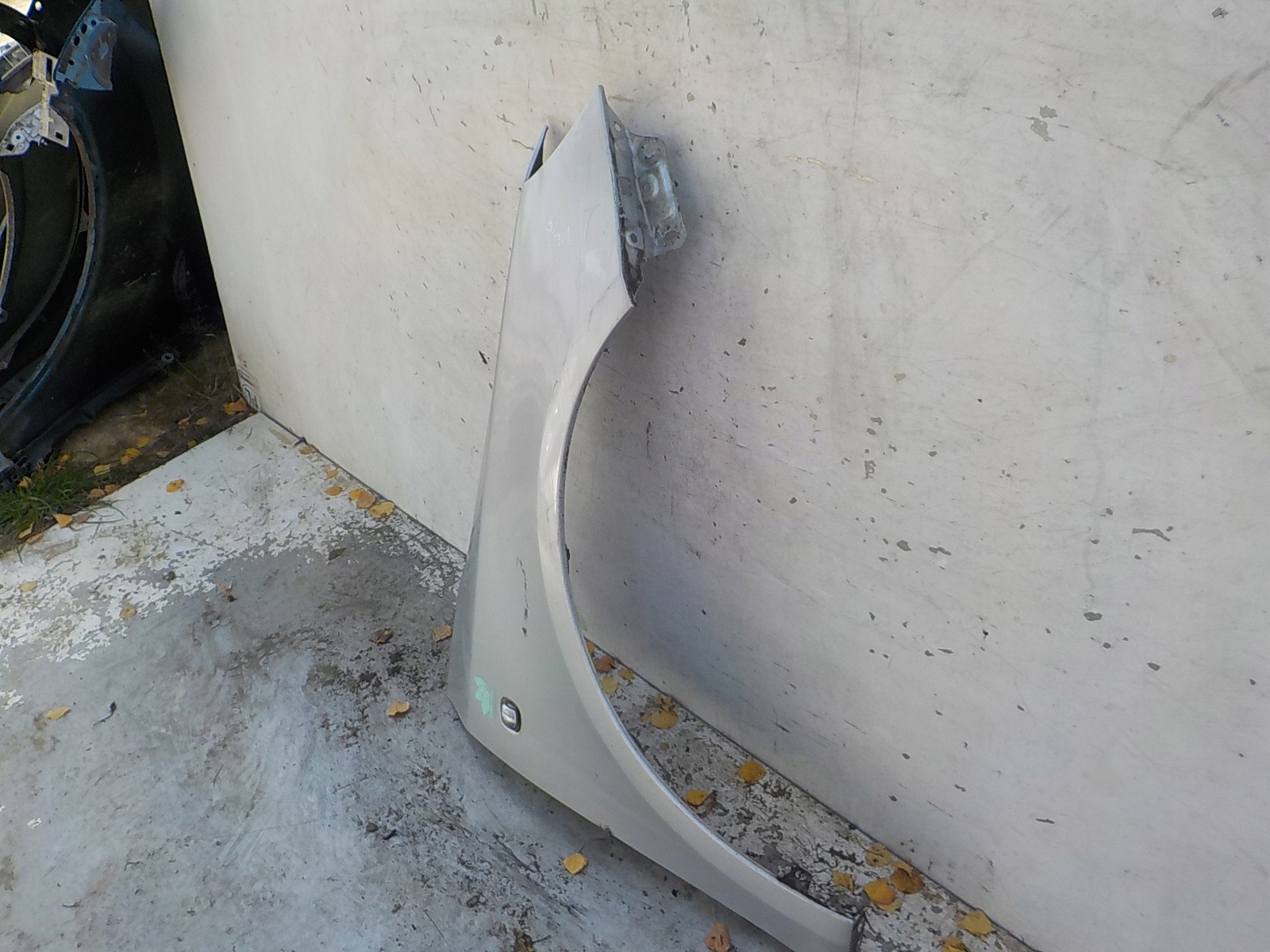 941 SKODA FABIA II LIFT fender right front front