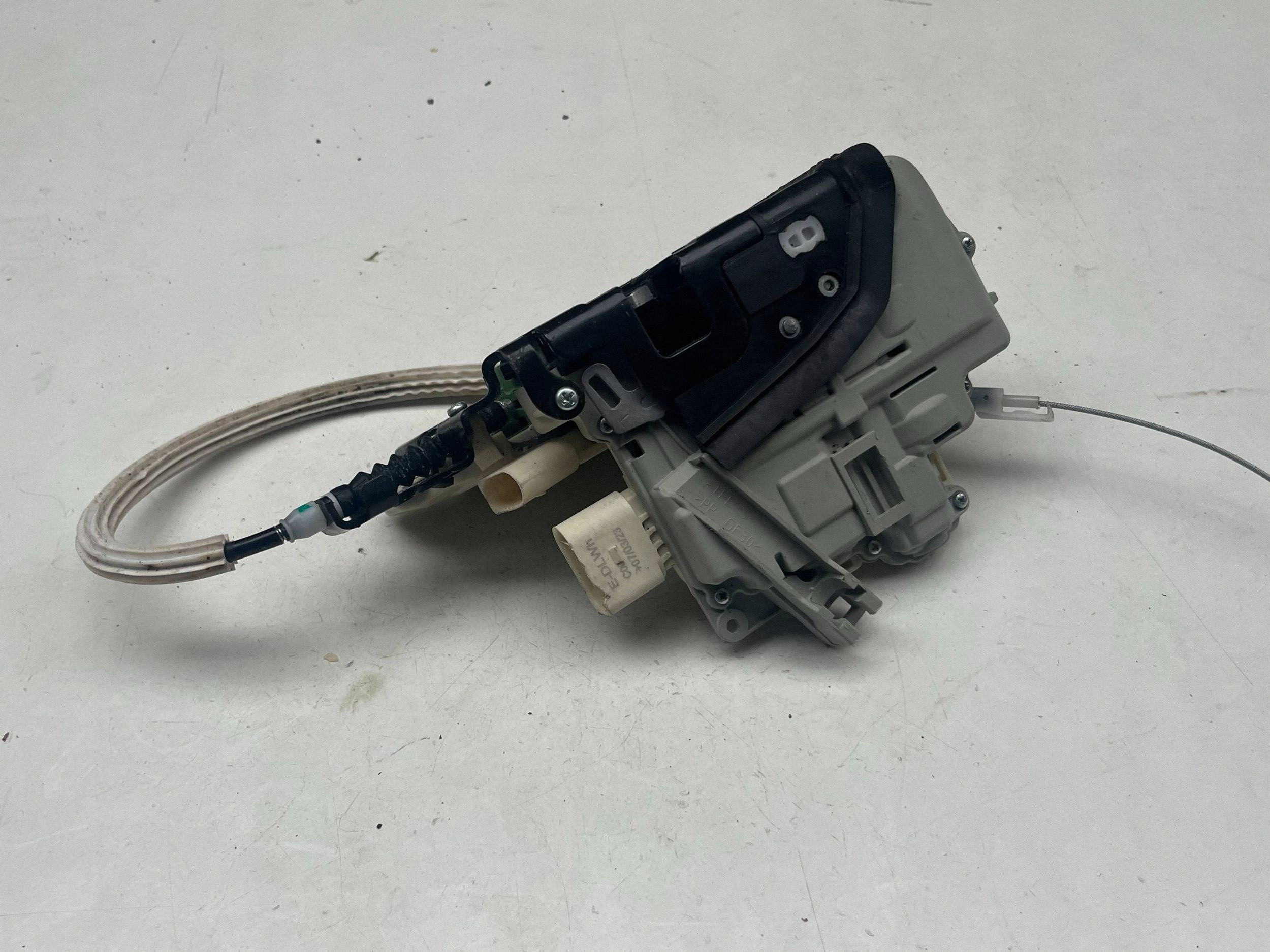 AUDI Q7 4M lock door left front DOCIAG 4M1837015F @M