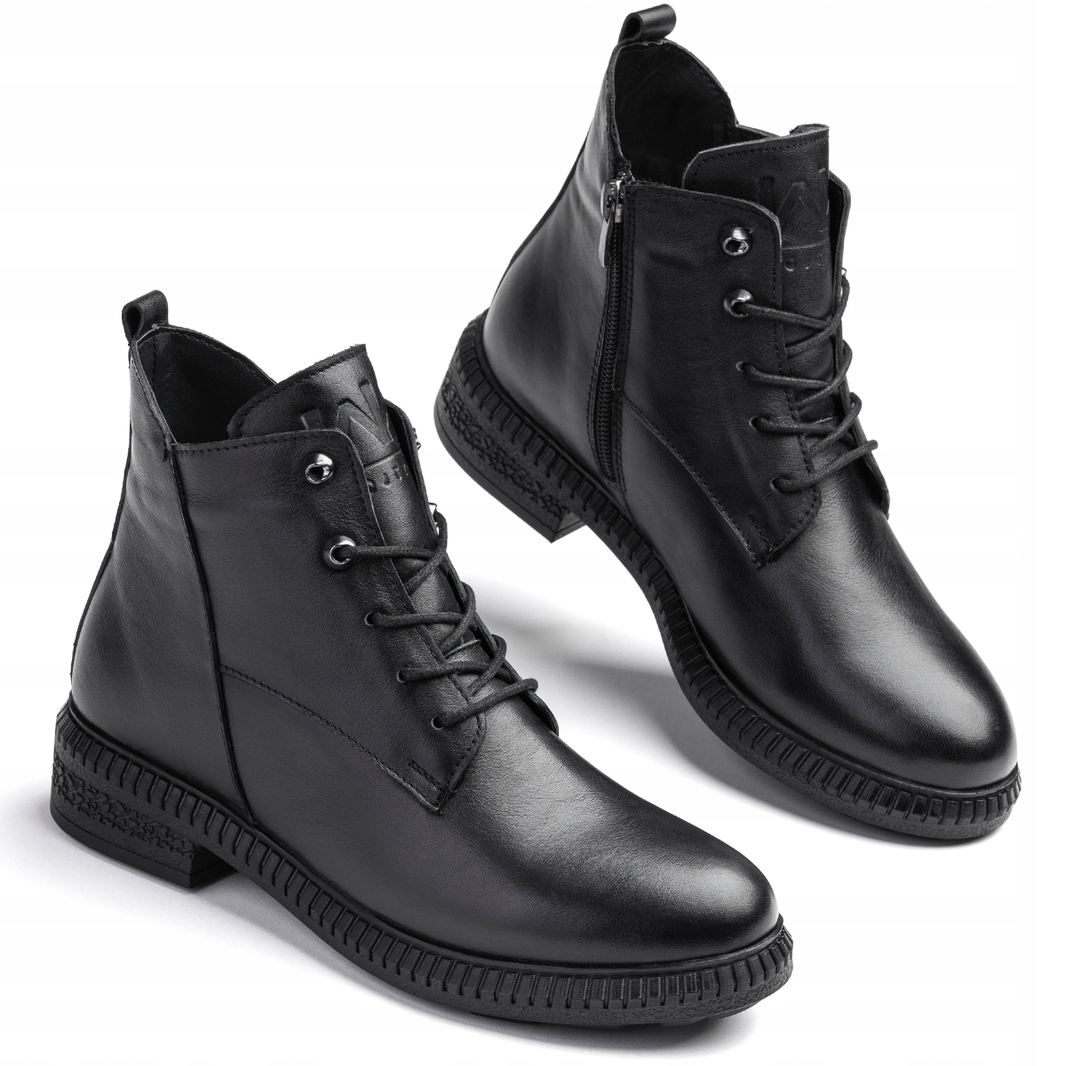 Kotníkové Boty trapery kozačky Kůže zateplené Černé šněrovací Zip Wojtyłko 38