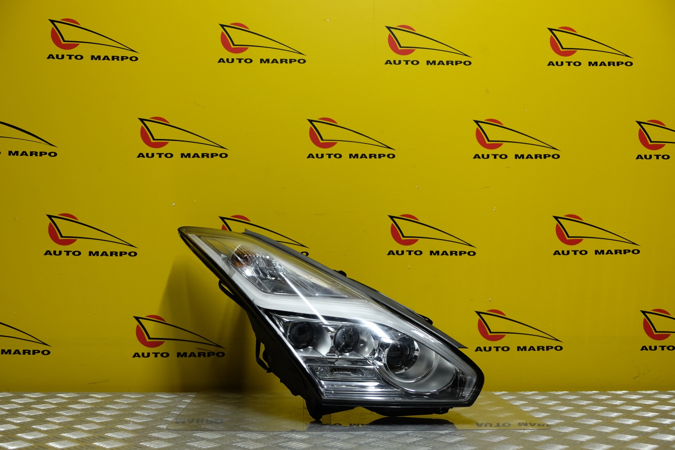 NISSAN GTR 2015- REFLEKTOR LAMPA FULL LED R USA Producent części Nissan OE