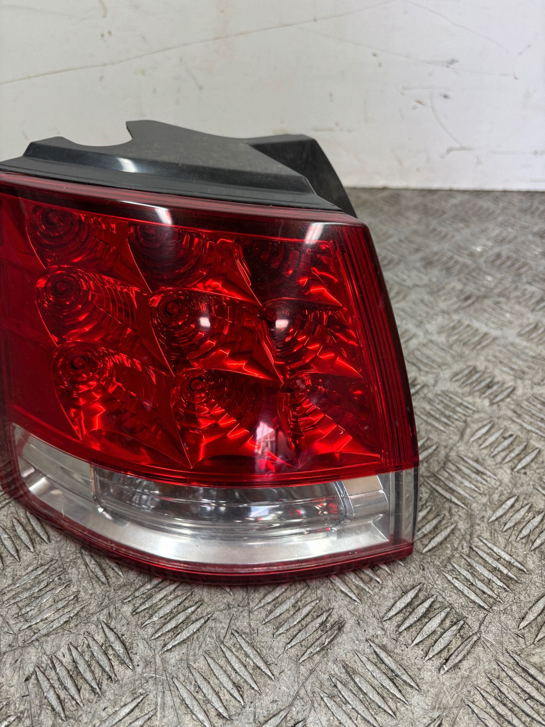 light rear part rear left CITROEN C-CROSSER