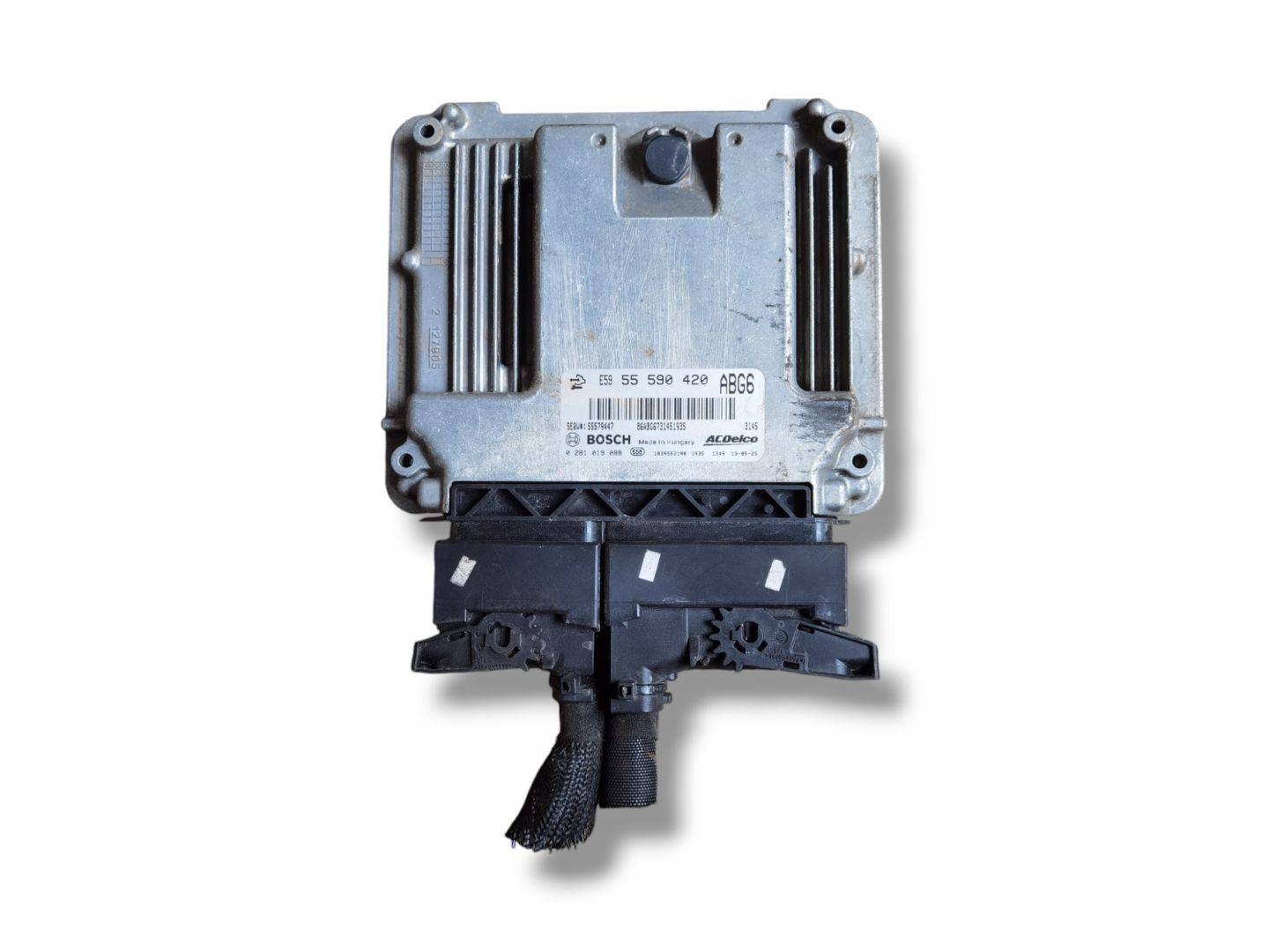 control unit of the engine Opel Astra J facelift 2013 55590420