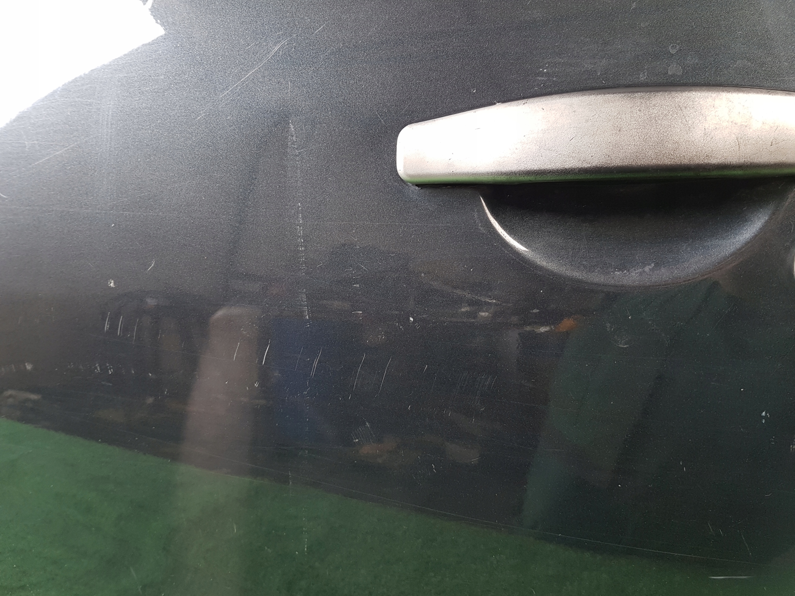 door left front DACIA SANDERO 2009