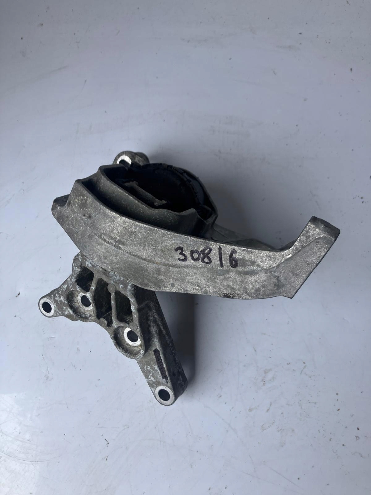 holder engine mount PEUGEOT 308 T9 1.2 THP 9800895680