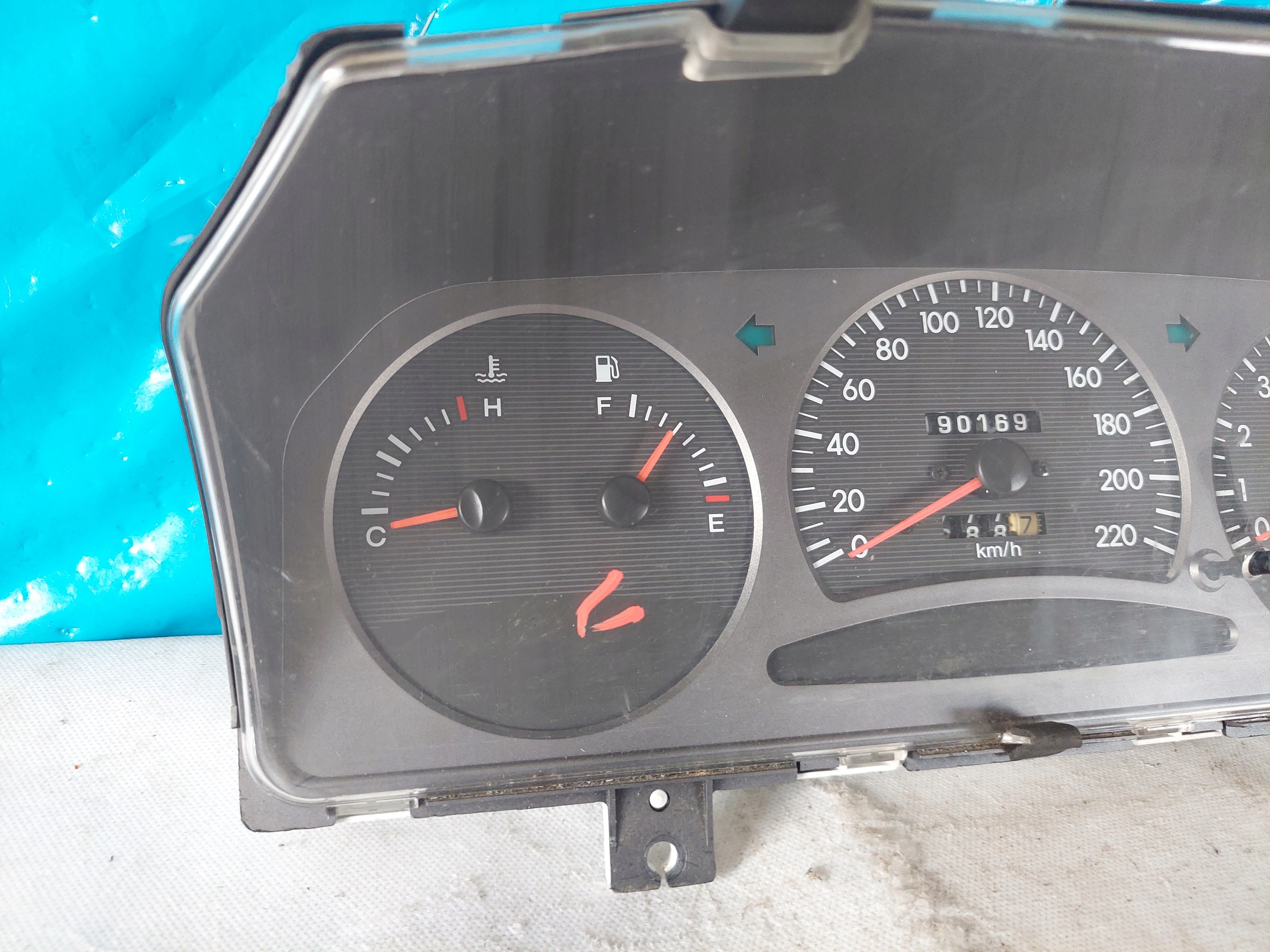 dials clock KIA JOICE 2.0 16V 20000228