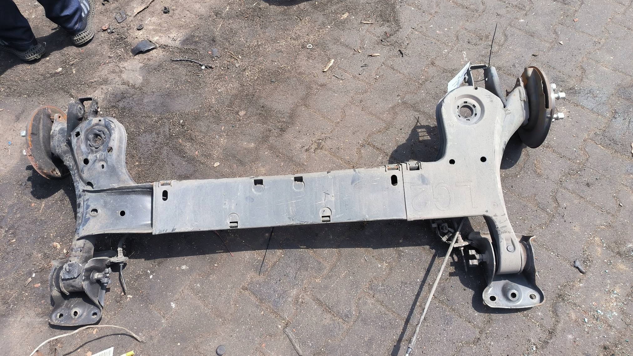 BELKA / SANKI TYŁ SEAT ARONA 6F9