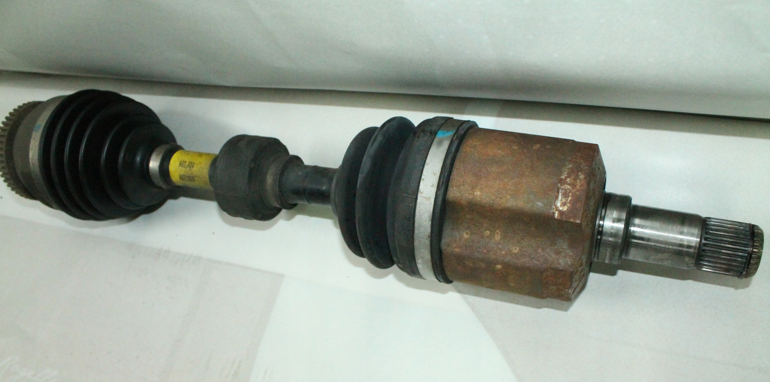 ПОЛУОСЬ ЛЕВЫЙ ПЕРЕДНИЙ ЛЕВЫЙ ПЕРЕДНИЙ HYUNDAI 49500-2P100