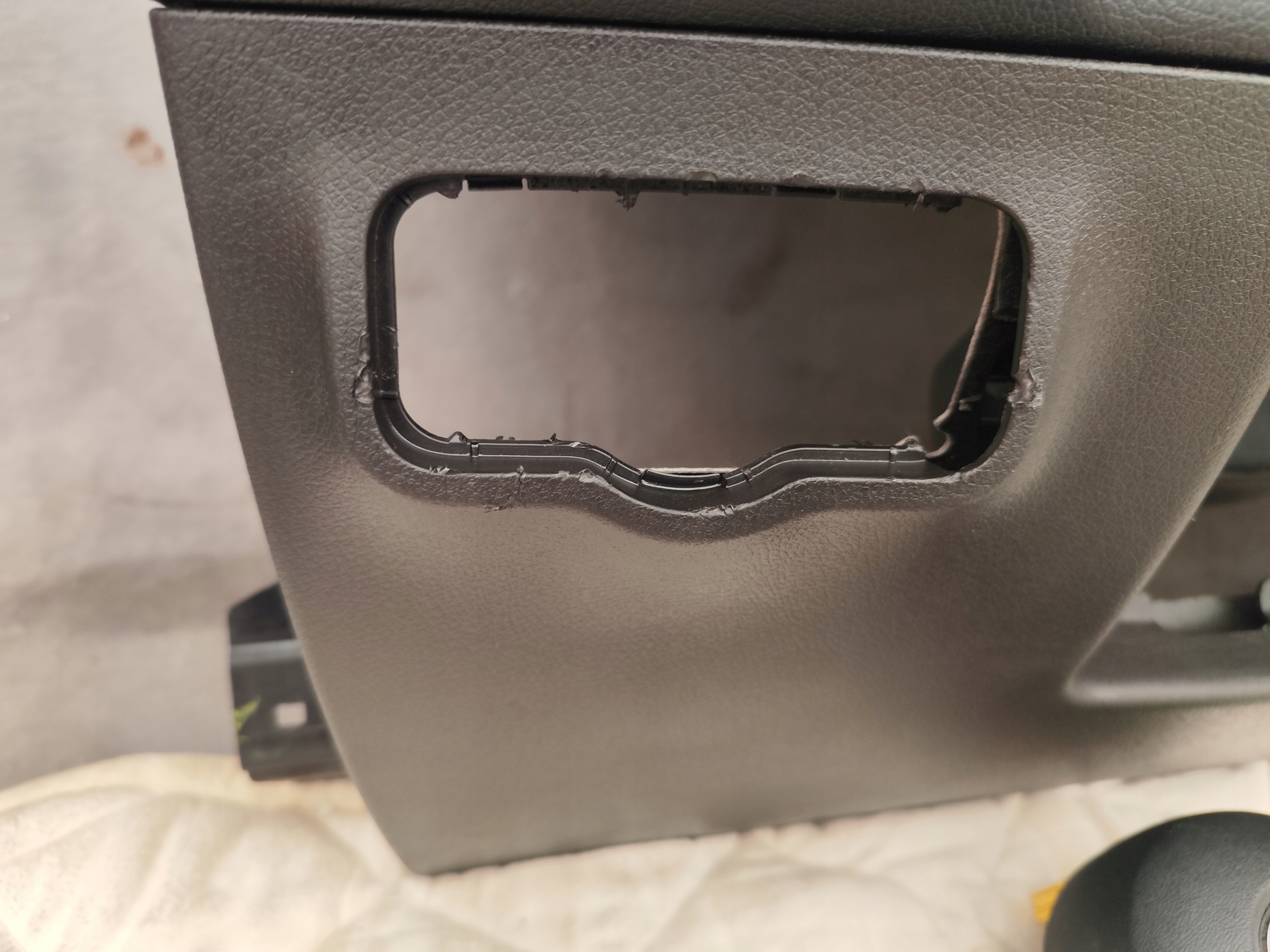MERCEDES GLB 247 Konsole AIRBAG Gurten DEMONTAZ