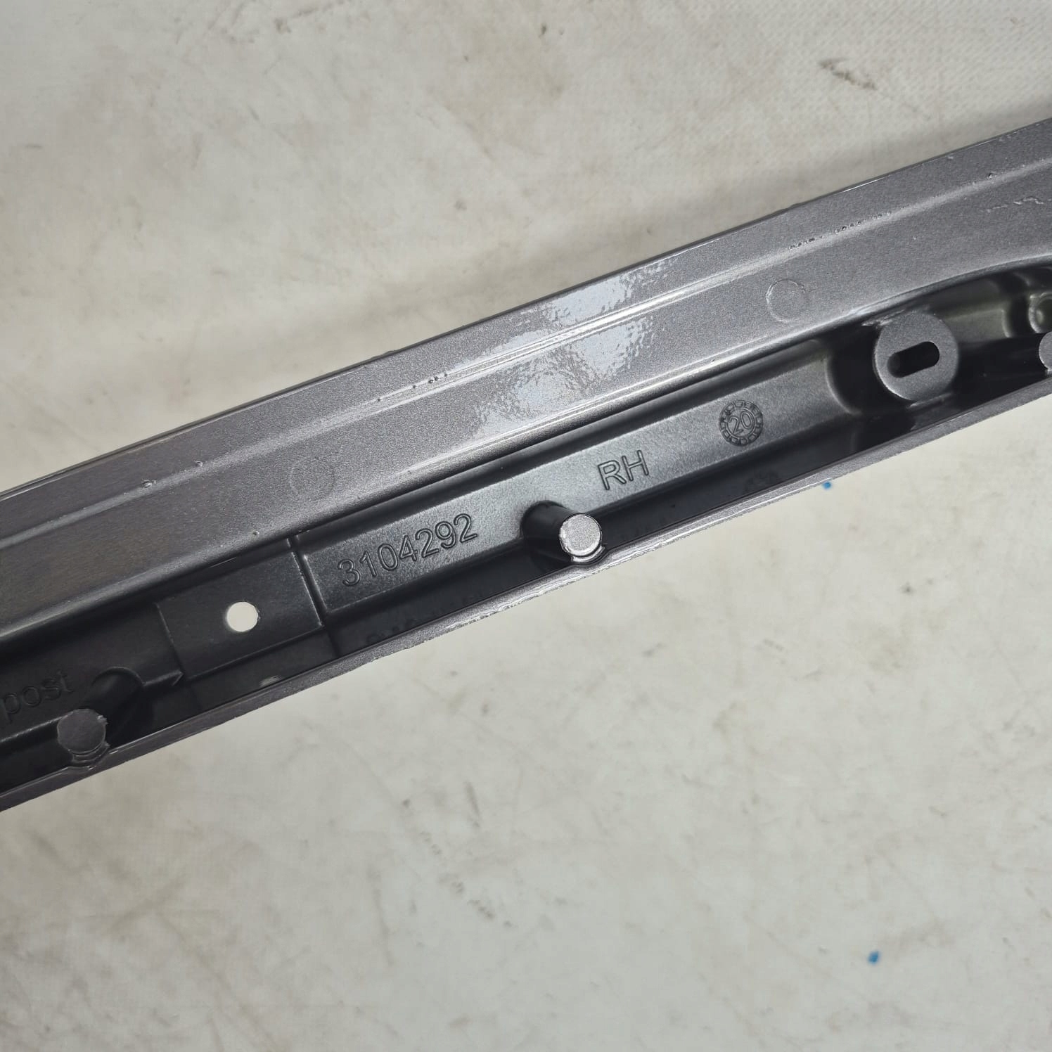 RANGE ROVER VOGUE L405 13- Tür rechts heck hinten