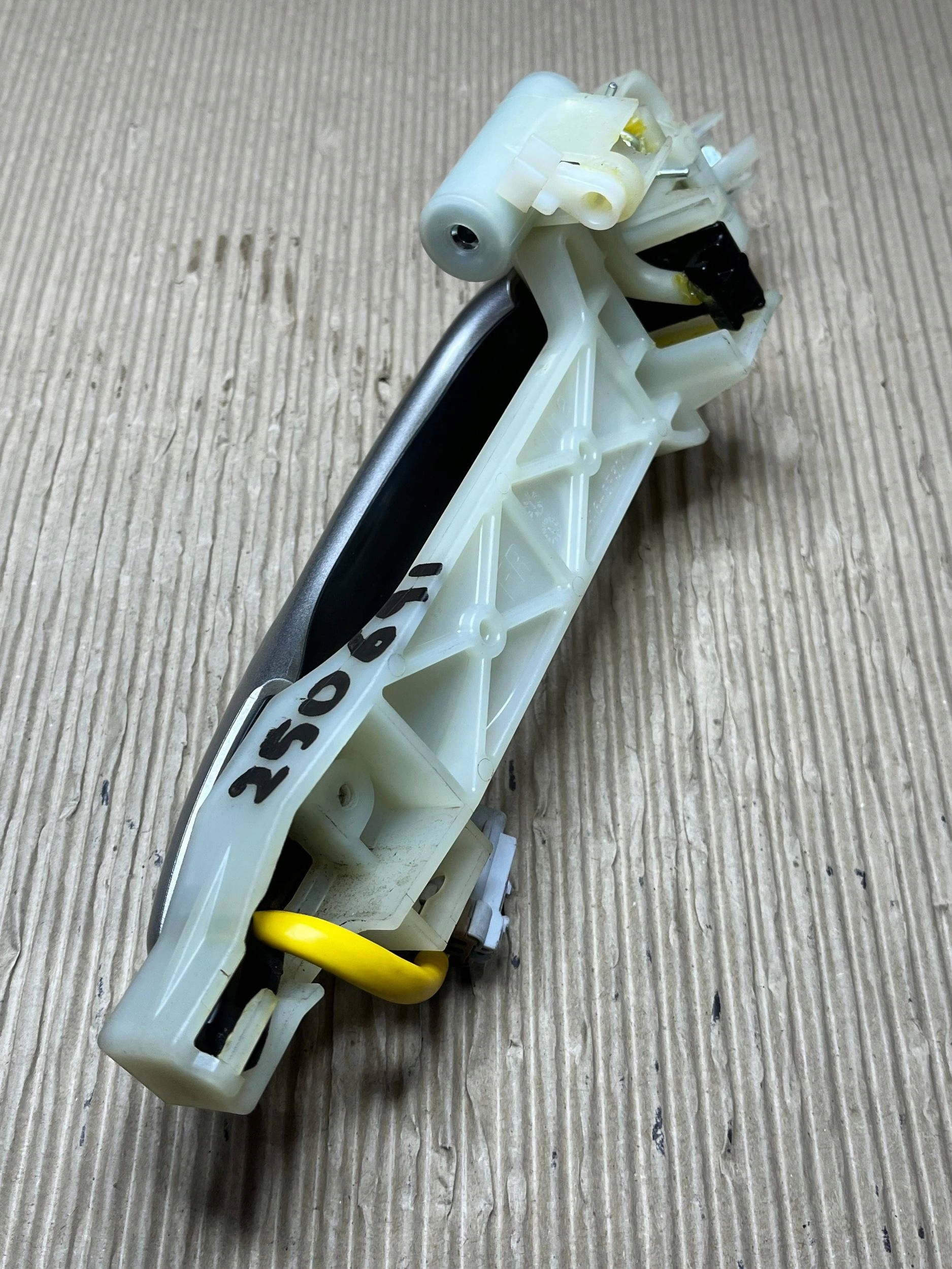 exterior handle door przednich KIA Optima 826652T001
