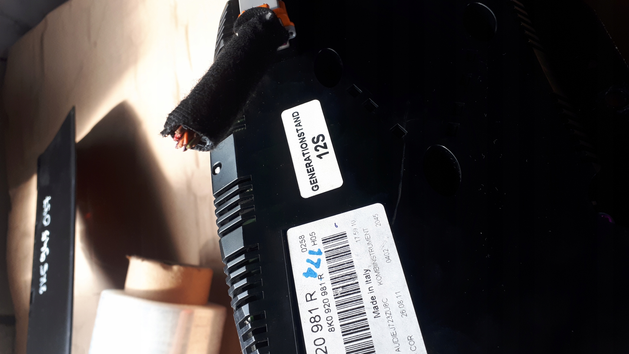 S4 B8 спидометр часы 3.0 TFSI 8K0920981R