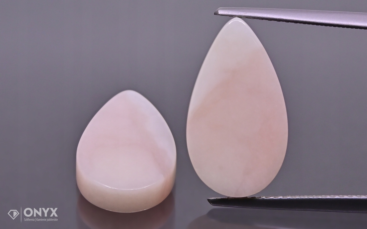 Opál růžový Pár dlaždic slza 17,5x10 mm