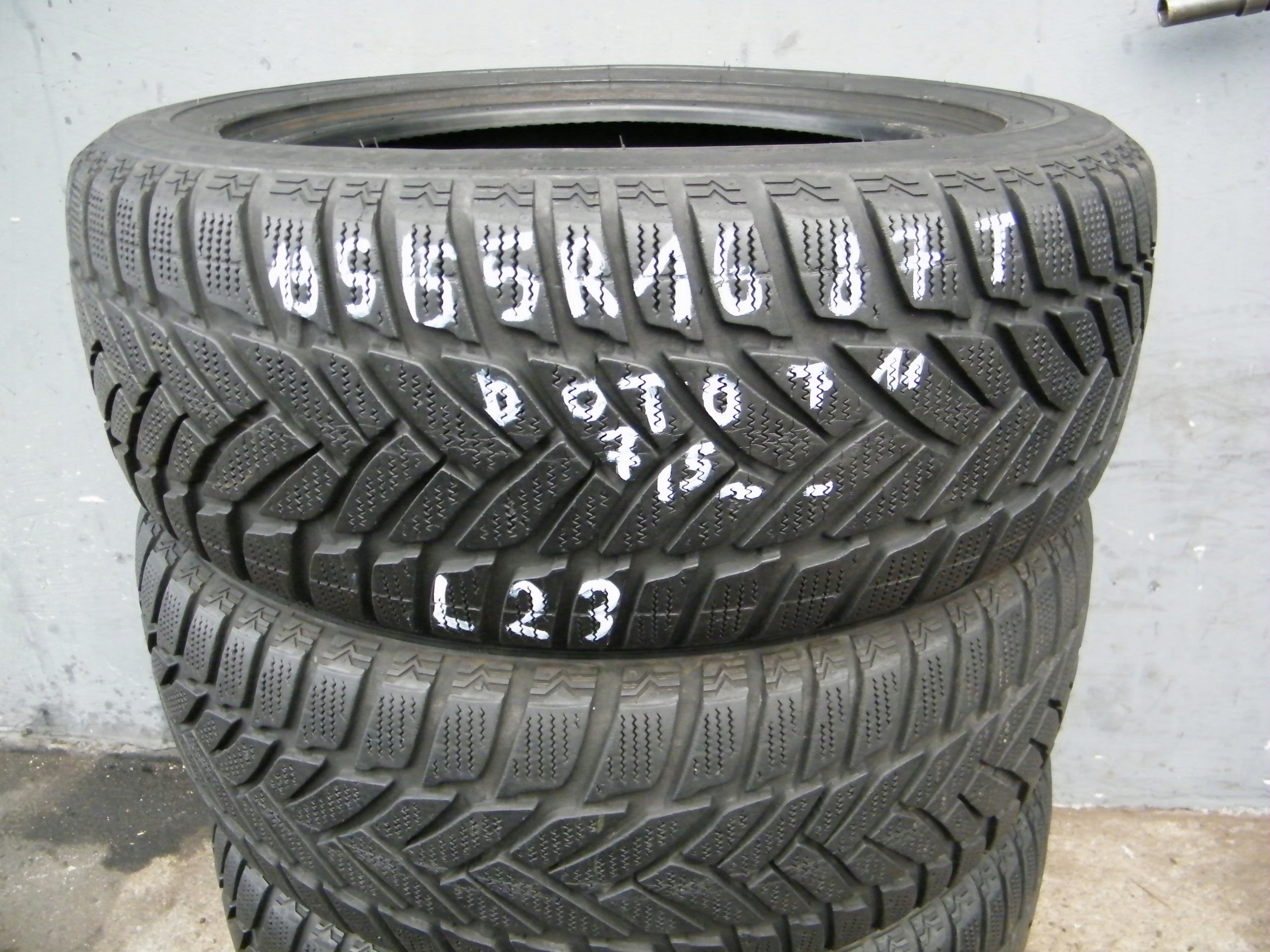 [L23] 4xZIMA 195/55R16 87T DUNLOP SP WINTER SPORT M3 & Model SP Winter Sport 3D