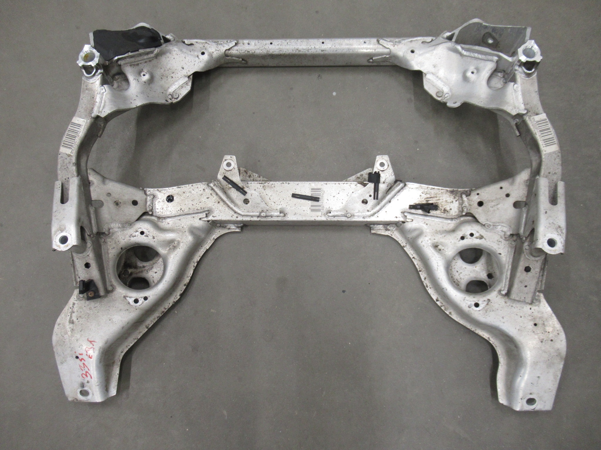 Lawa predok nápravnica pod motor výstuha zavesenia BMW e81 e82 e87 e90 e91 e92