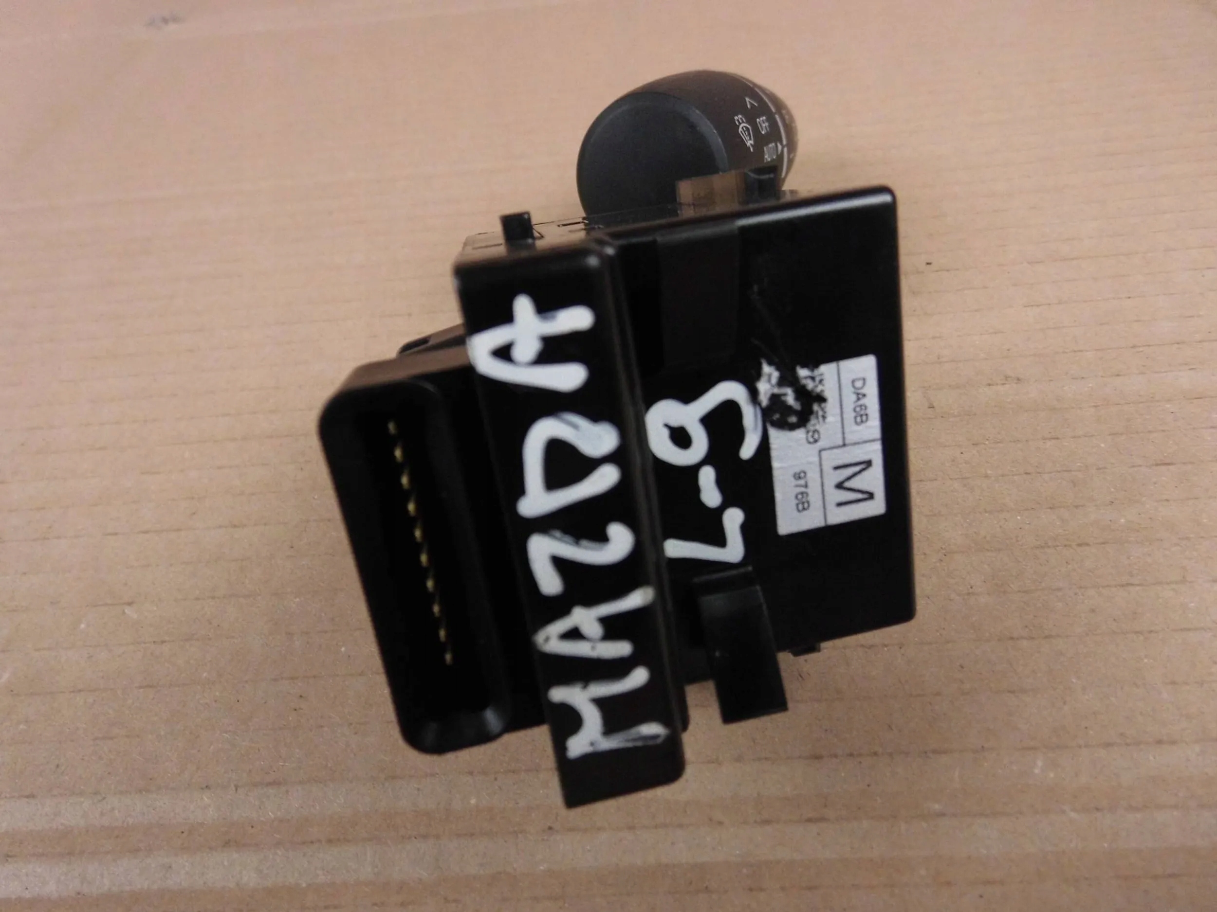 Mazda CX3 manetka wiper control DA6B