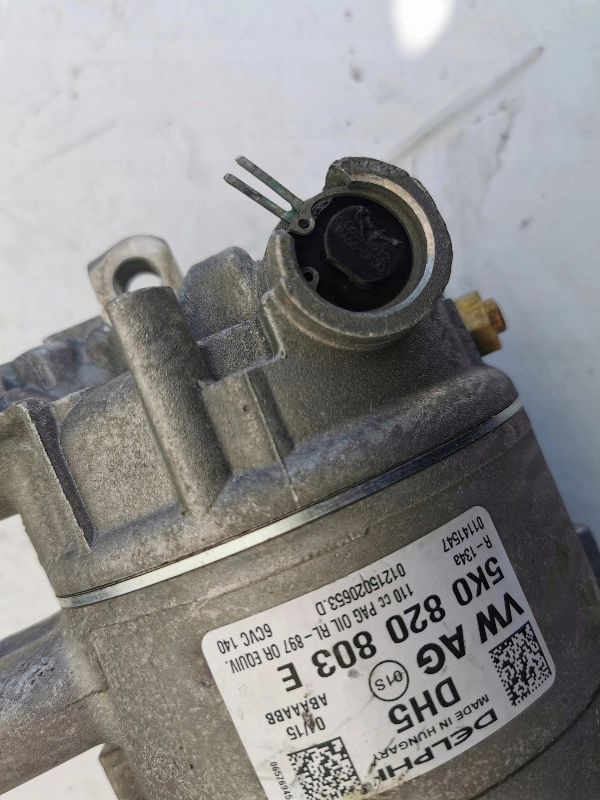 VW TIGUAN 2.0TDI 5K0820803E CFFD compressor; KLIMATY