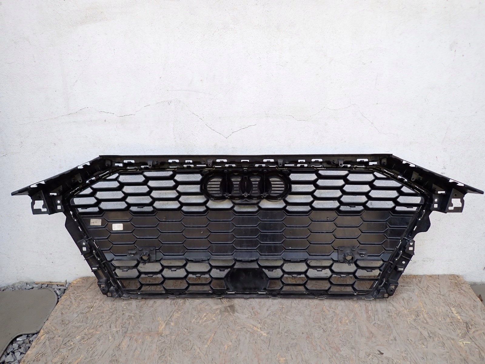 mask hűtőrács AUDI A3 8Y 8YA 2020- 8Y0853651B