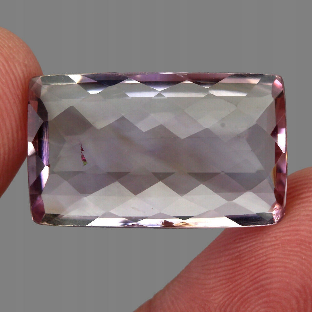 Přírodní kámen ametrin 30.6ct Vvs dvoubarevný