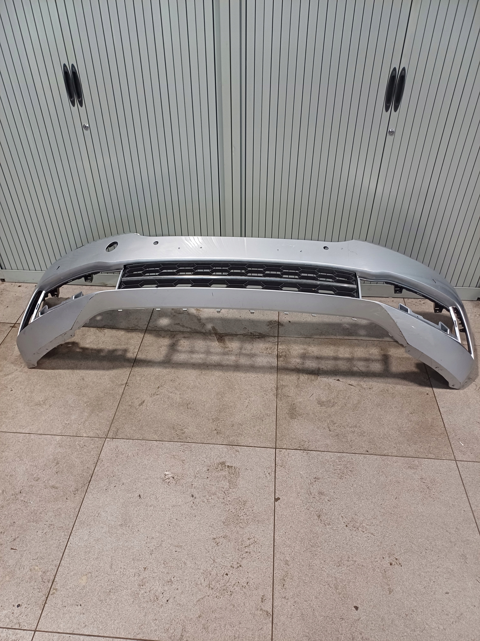 bumper front front SKODA SUPERB 3 III LIFT 19R- 3V0807221F 6 X PDC