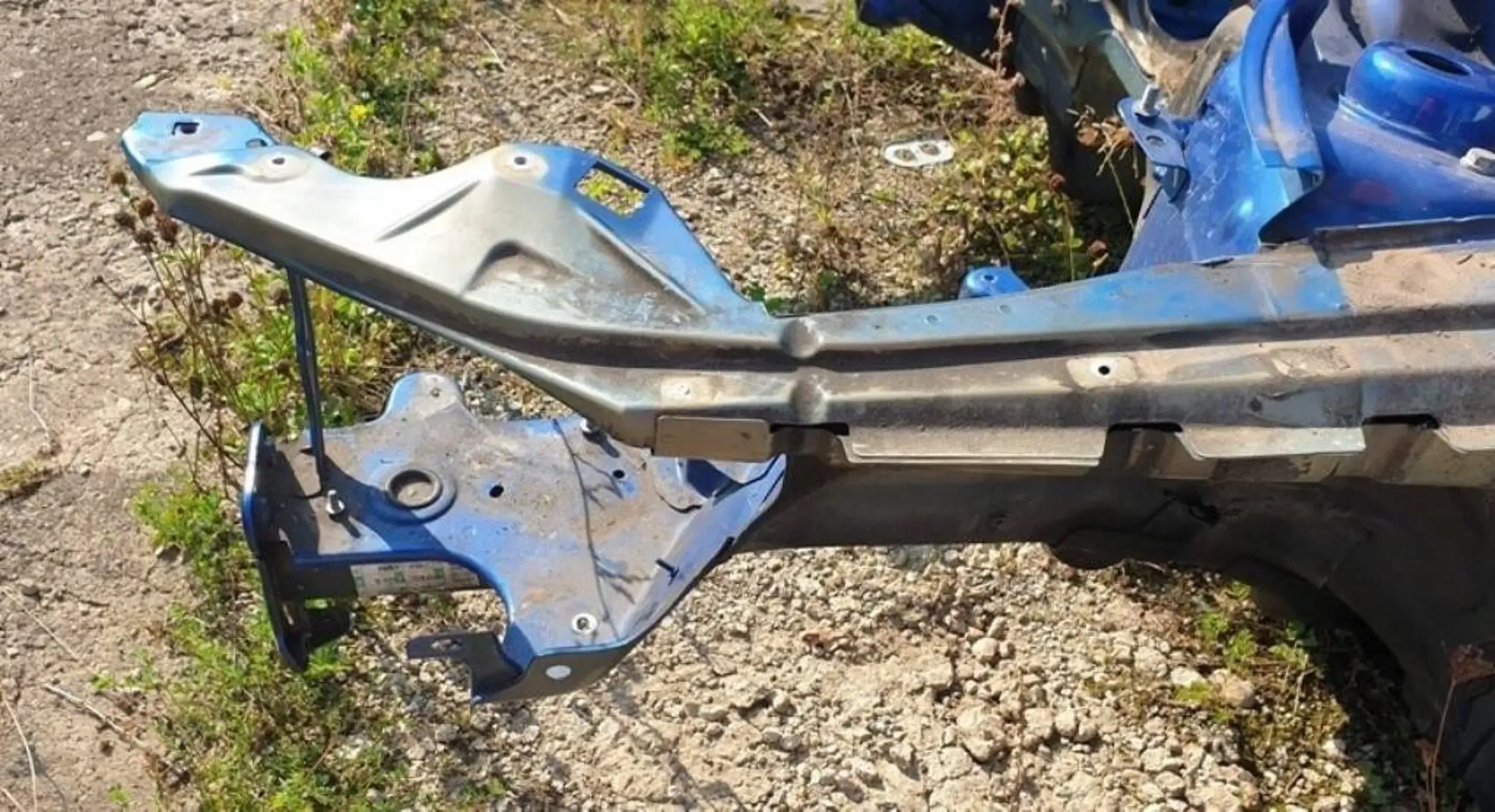 Skoda Octavia II RS 2.0 TDI 08r четверть левый перед