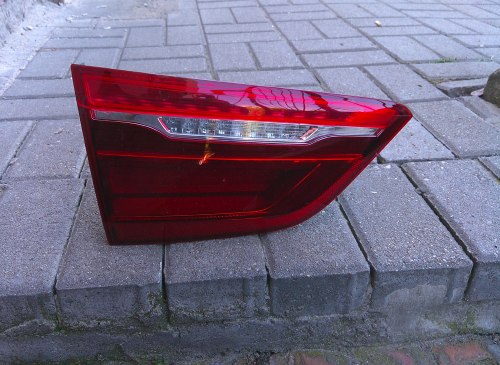 BMW X6 F16 LEWA TYLNA LAMPA LED KLAPA ORYGINAŁ 7438825