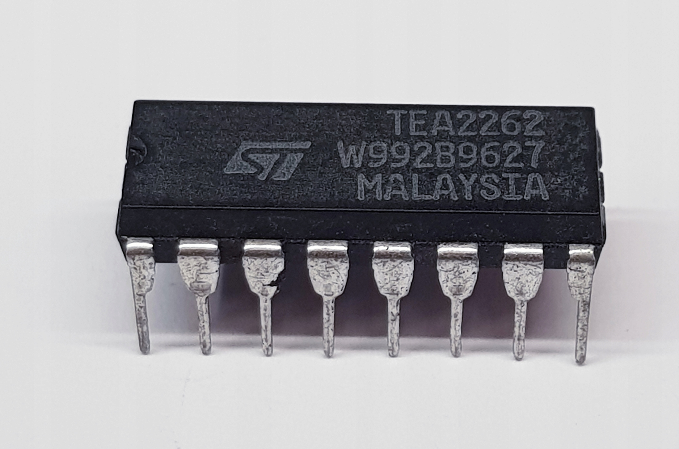 TEA2262 kontroler zasilacza impulsowego (smps) STMicroelectronics TEA2262