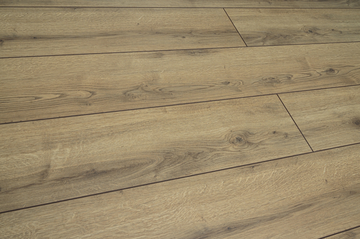 PANELE PODŁOGOWE KRONOTEX ROBUSTO AC5 12MM V4-FUGA Producent Kronotex