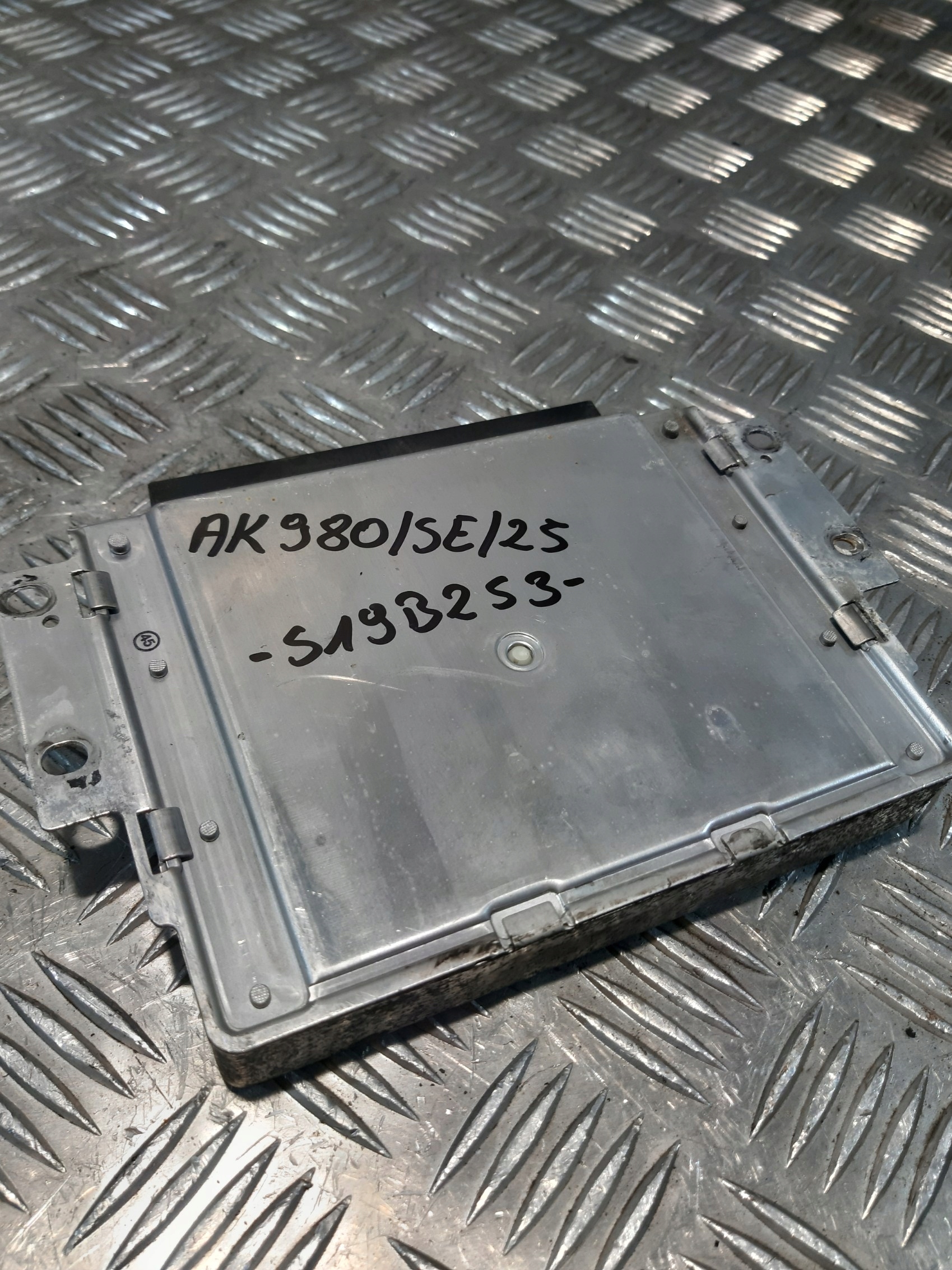 control unit ABS ASR BOSCH 0 486 104 020