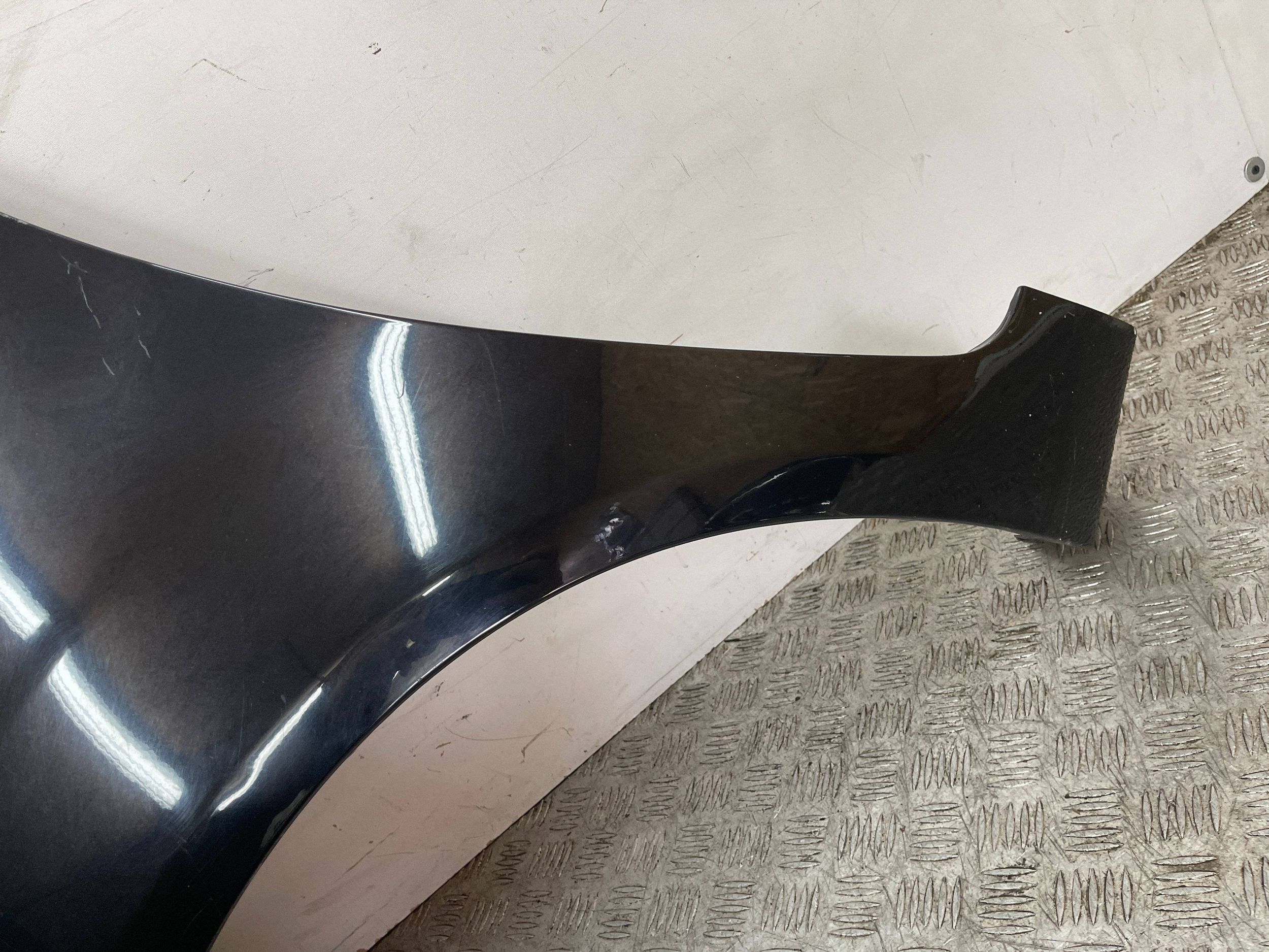 fender front front left KIA VENGA 09