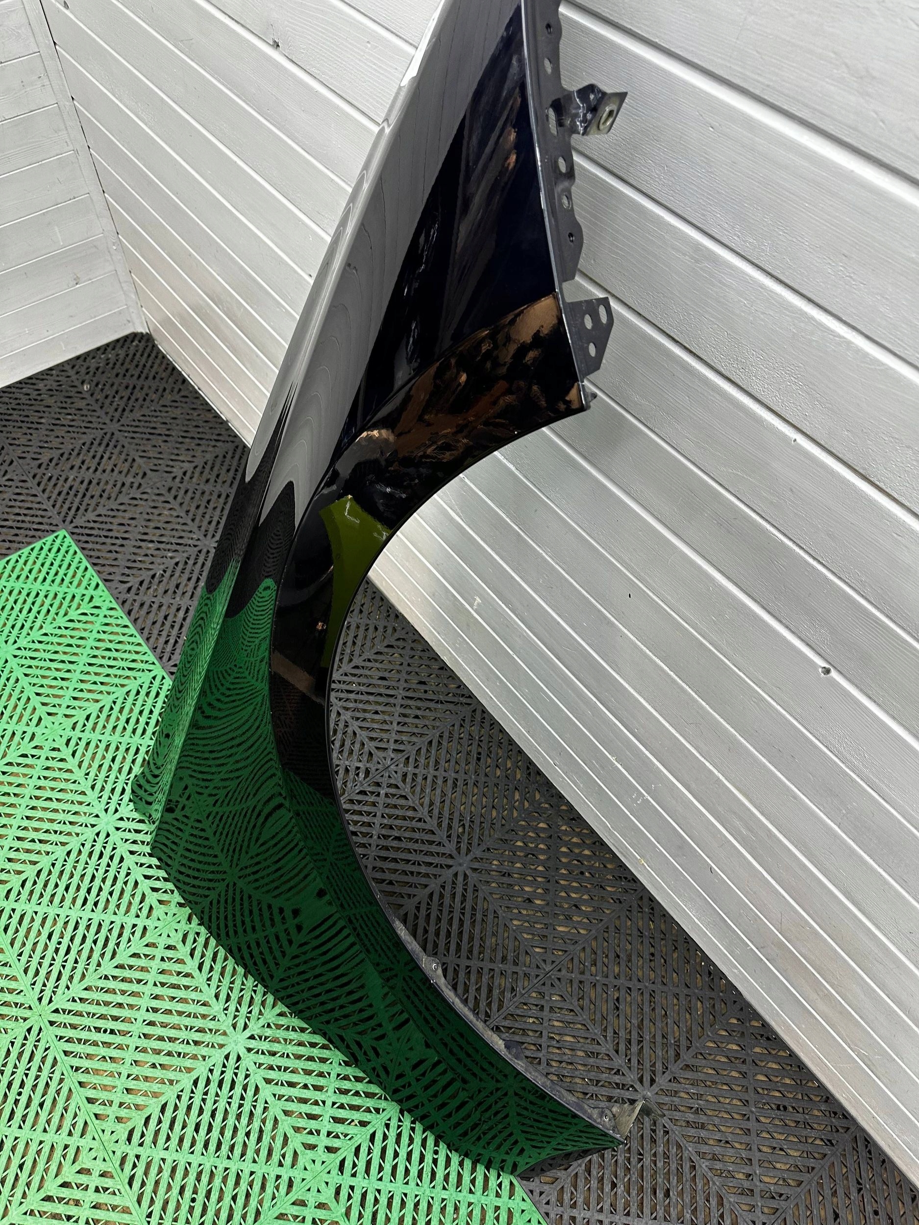 fender front side right BMW 7 G70