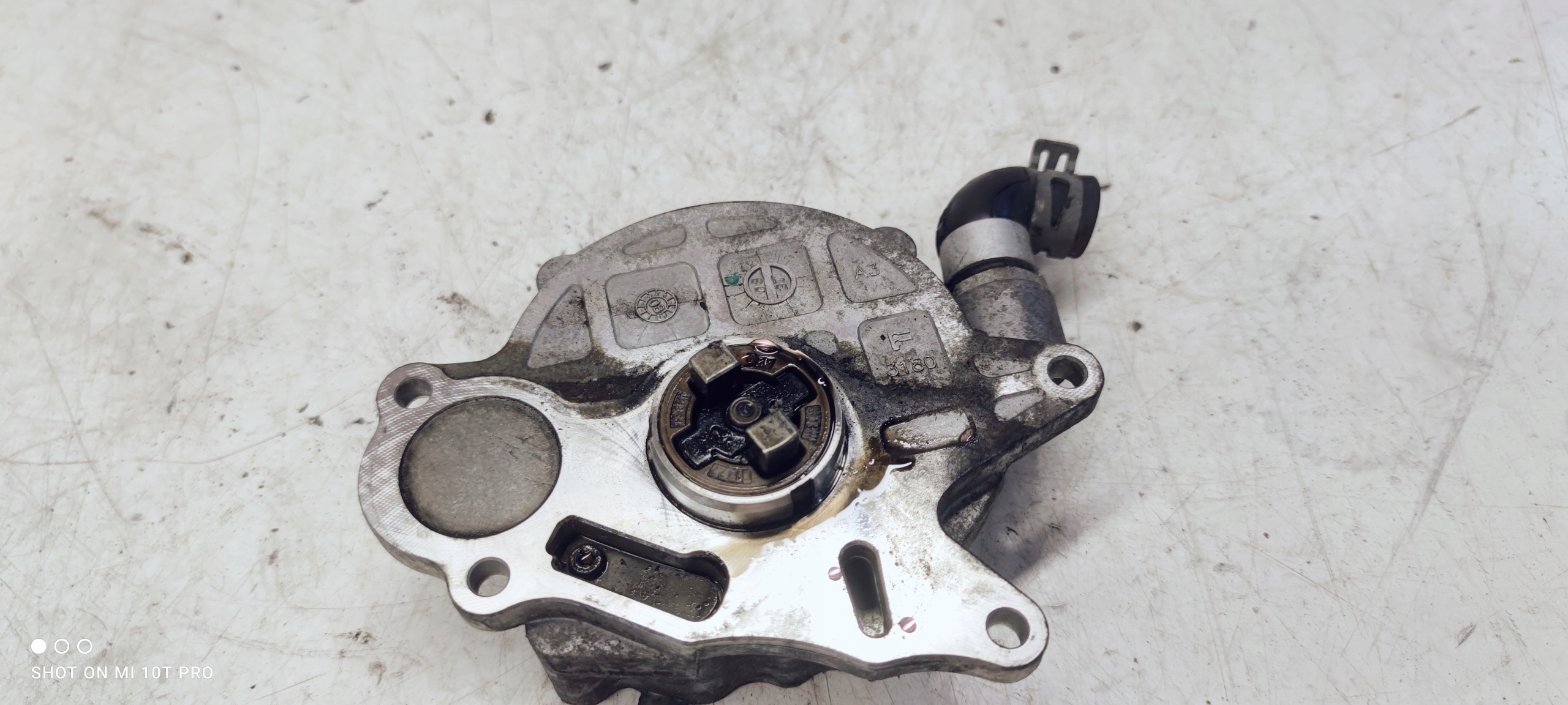 POMPA VACUM AUDI VW SEAT 03L145100 ORIGINALE !!!