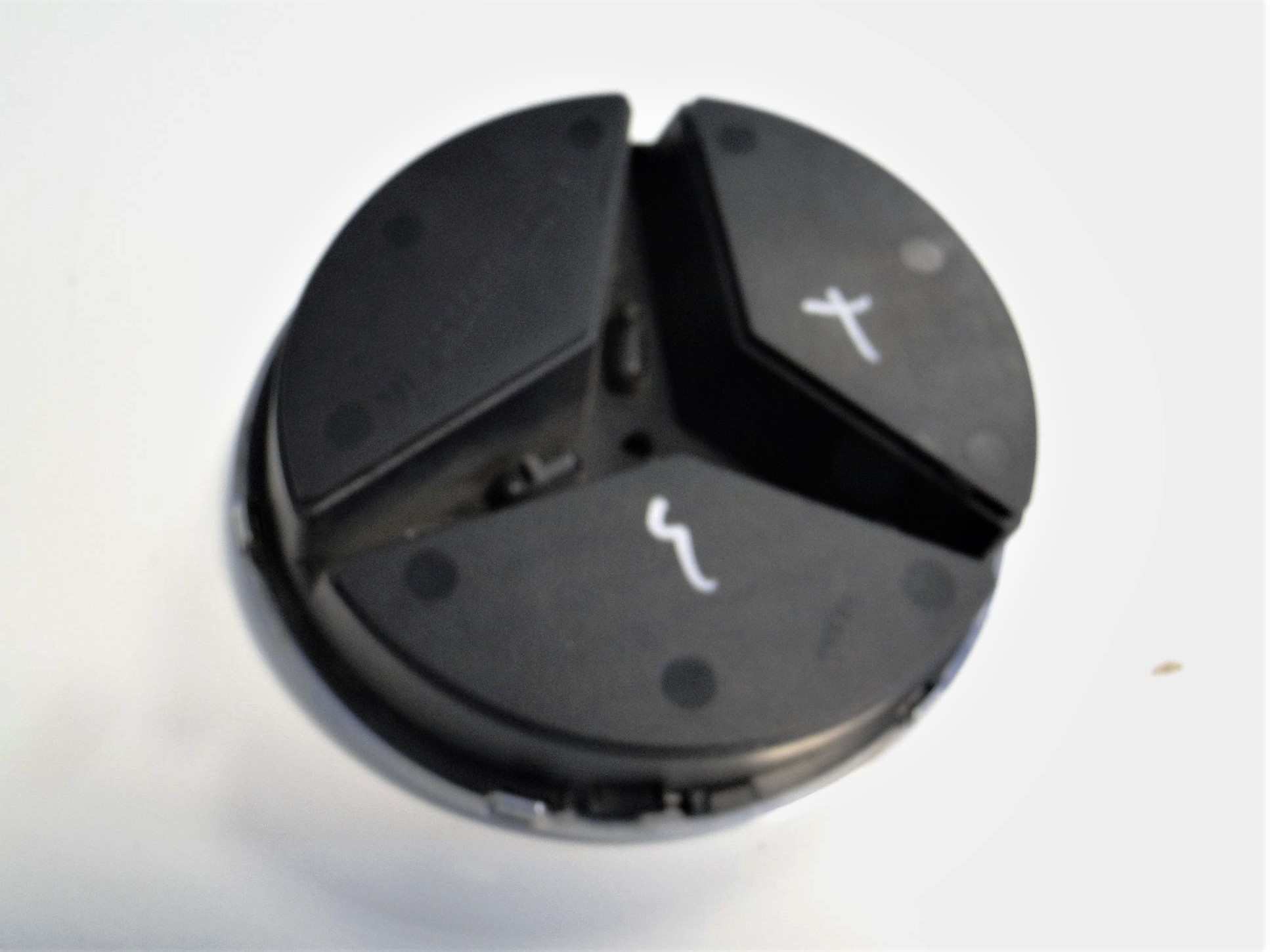 MERCEDES CLA 117 W117 GWIAZDA W GRILL EMBLEMAT BEZ RADARU Jakość części (zgodnie z GVO) O - oryginał z logo producenta pojazdu (OE)