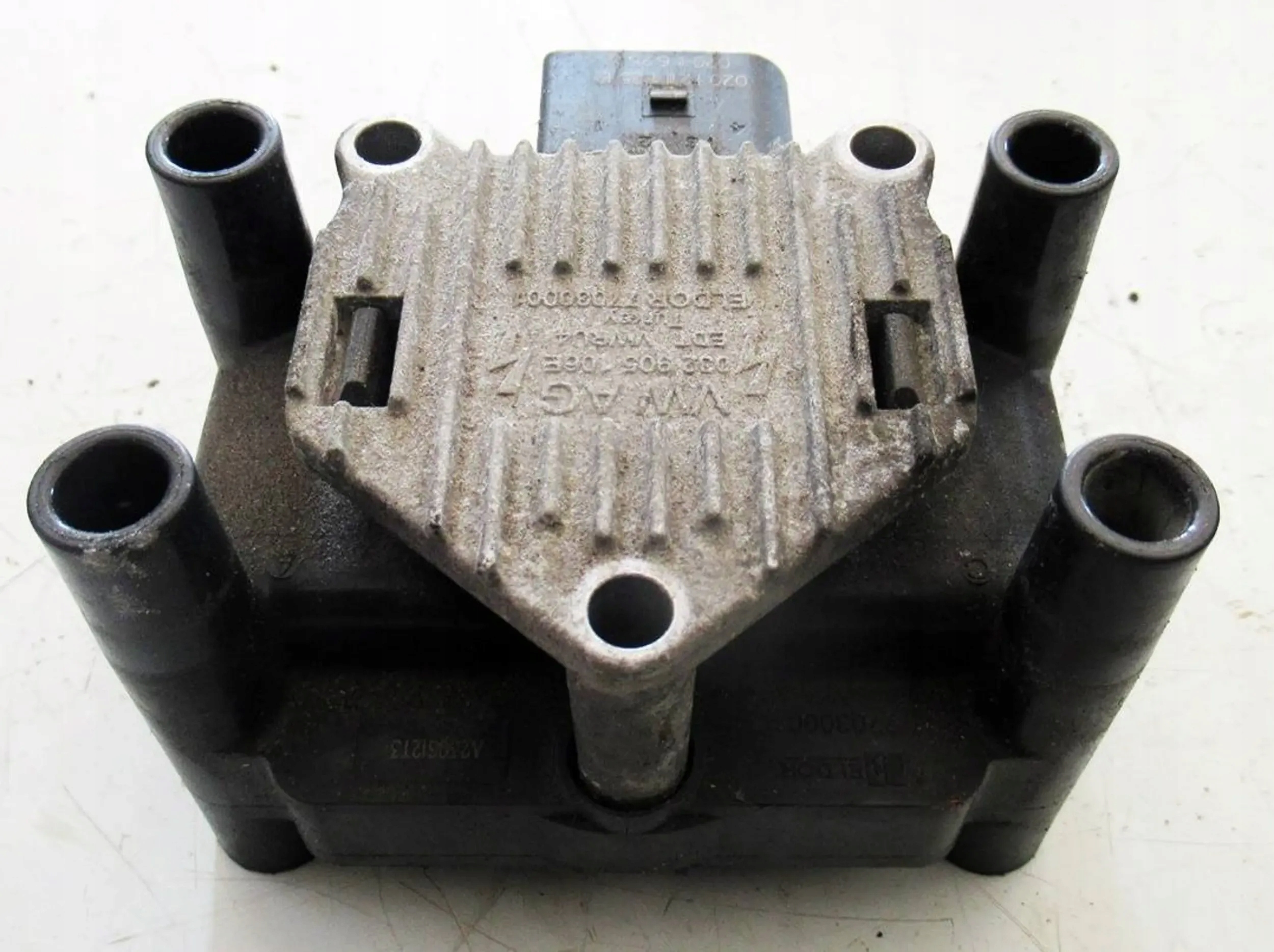 SKODA ROOMSTER 1.2 TSI LIFT CEWKA ZAPŁONOWA 032905106E RAPID OCTAVIA