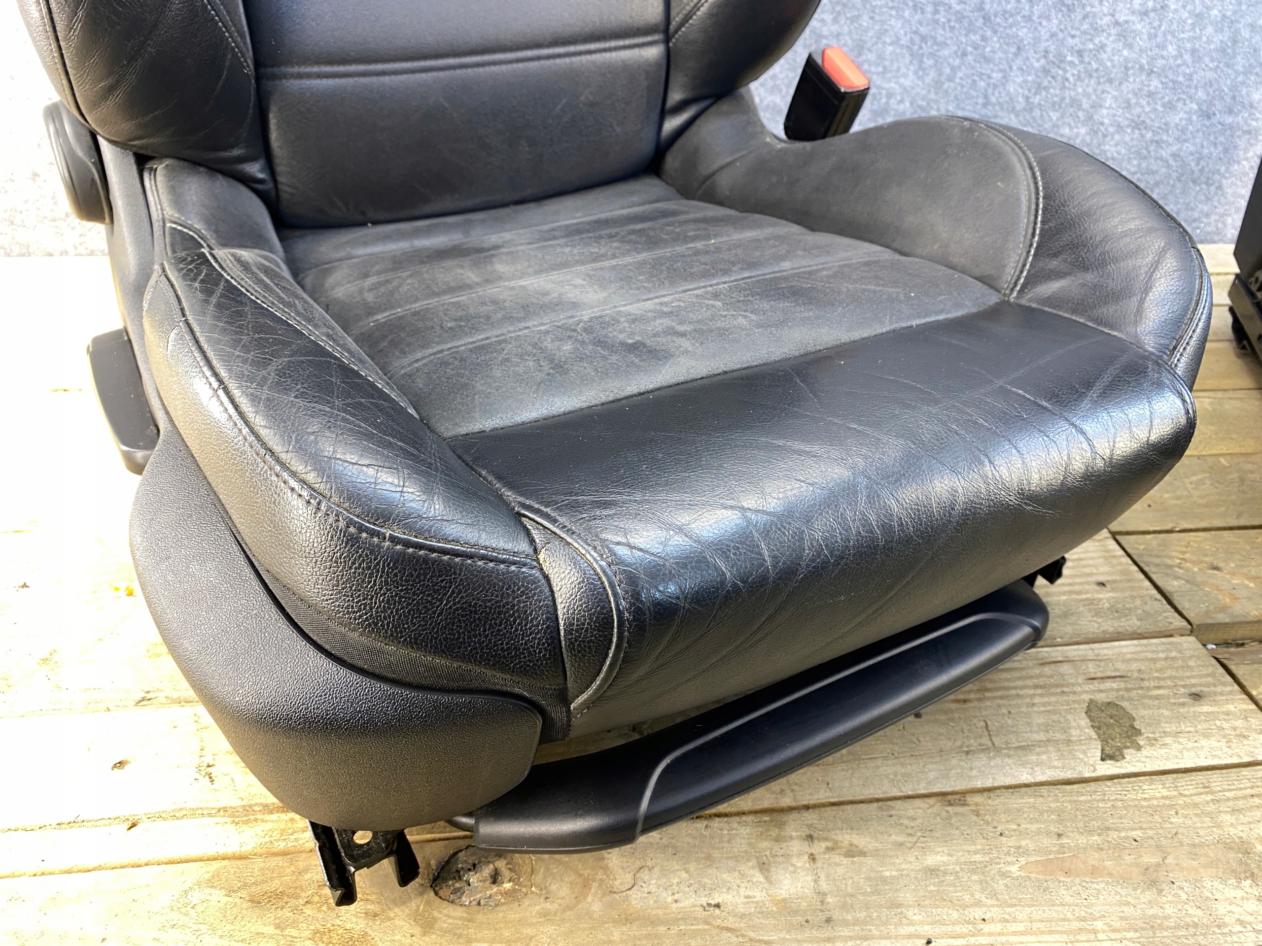 кресла диван CITROEN DS5 11-15 комплект