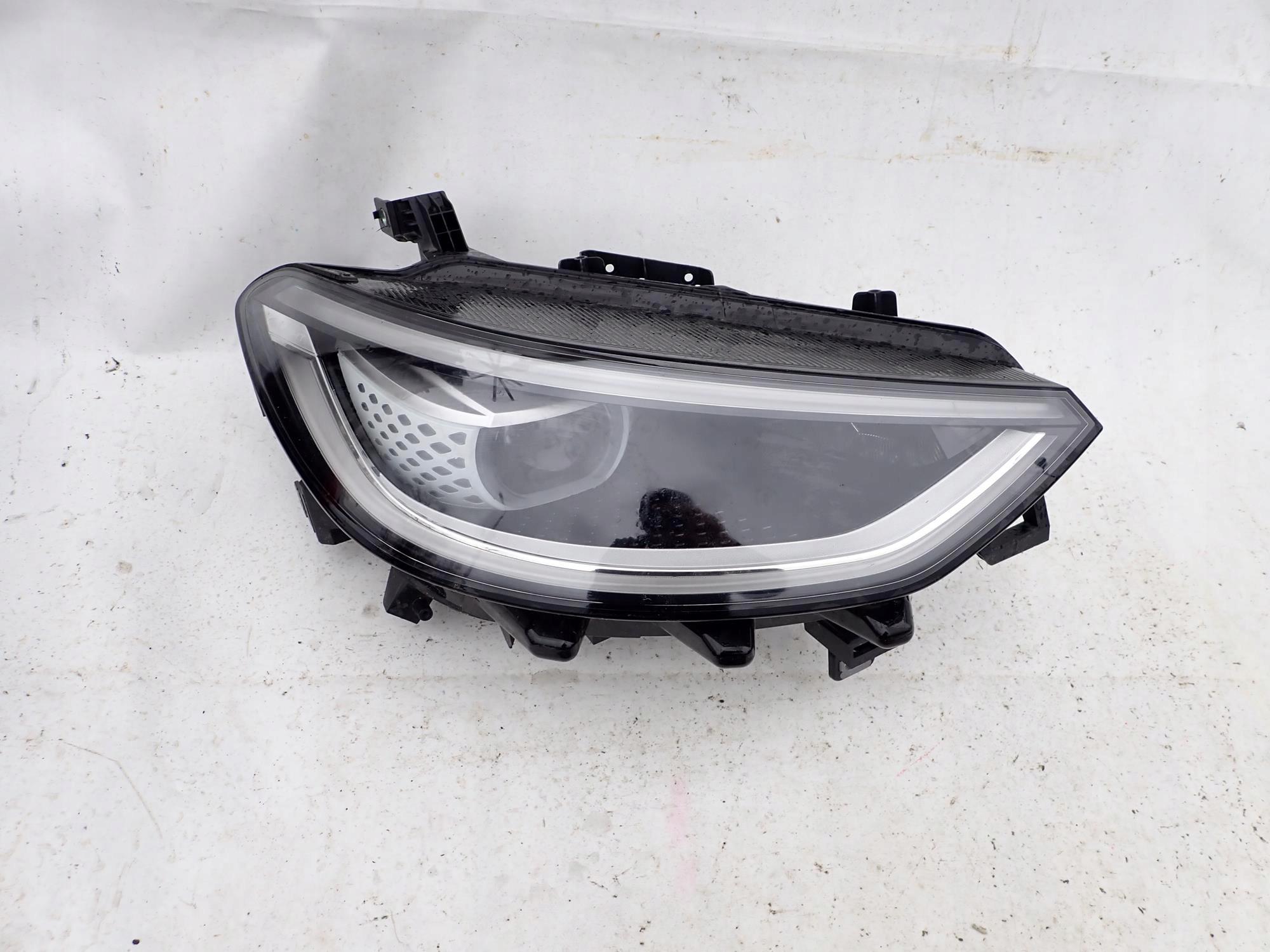VW ID 3 ID.3 19-> light front front right