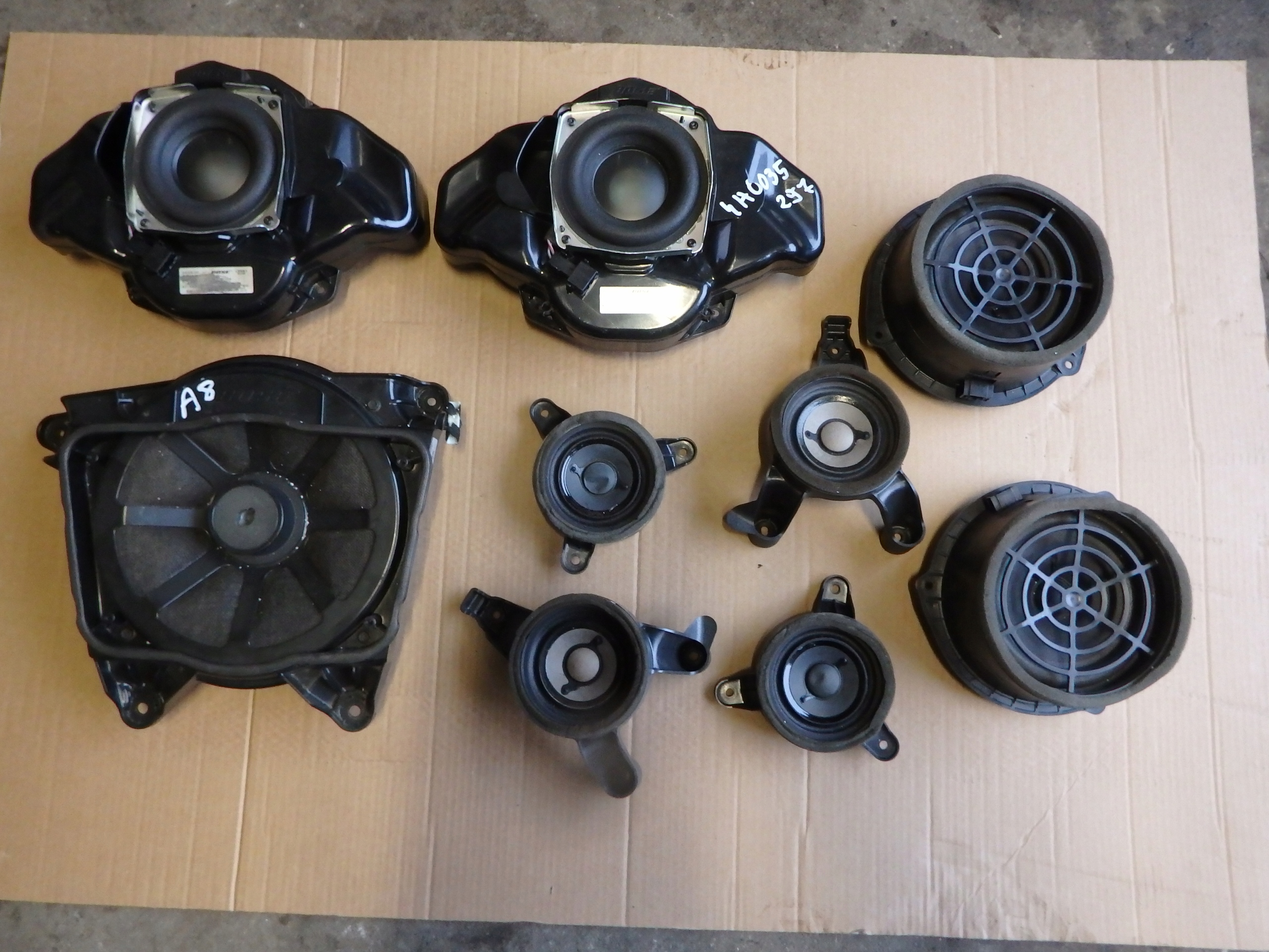 4H1035481 - Комплект динамиков BOSSE AUDI A8