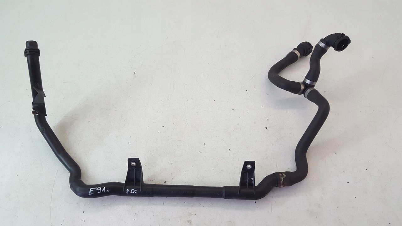 hadice vedení vody BMW E90 E91 2,0i