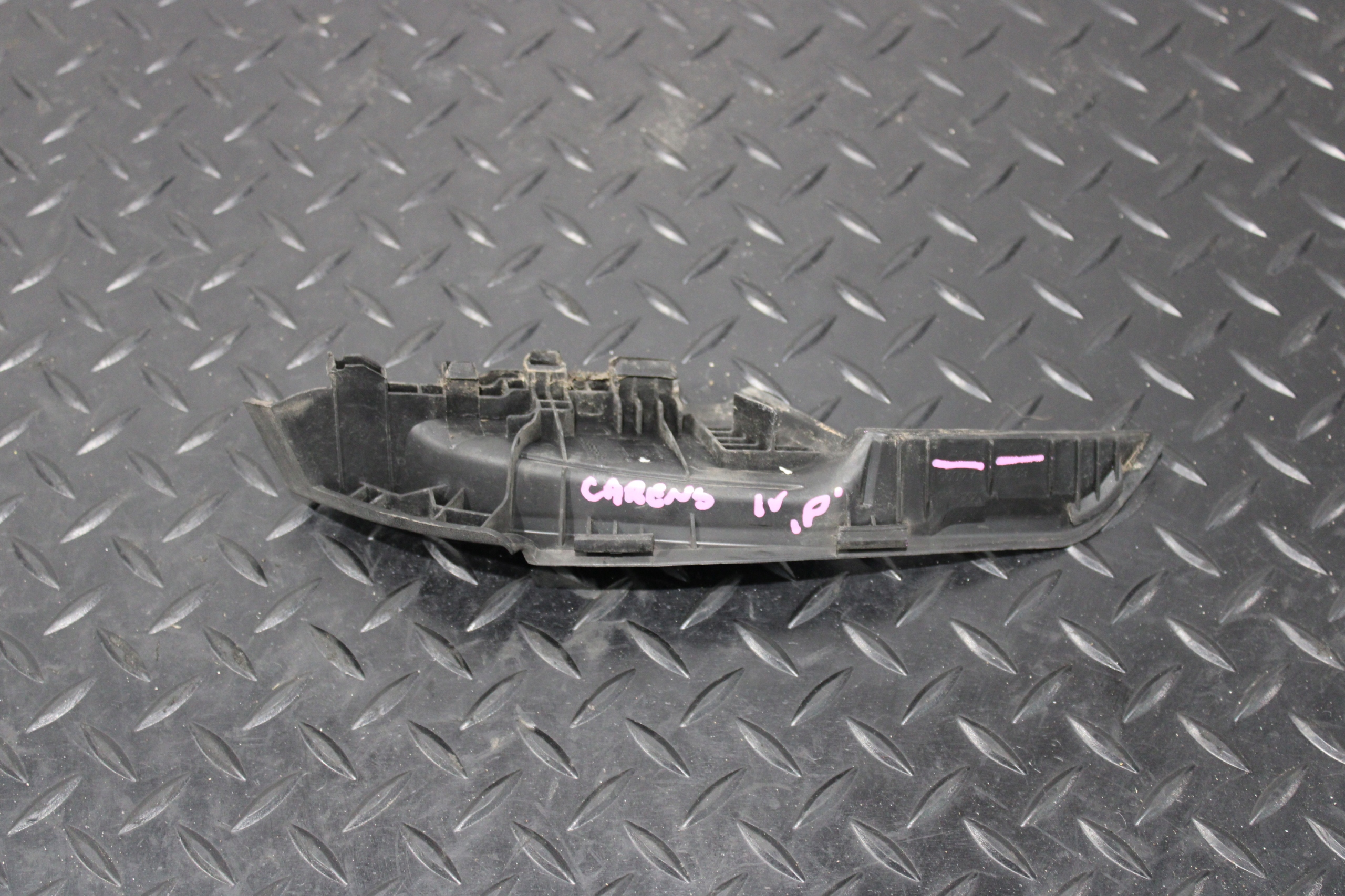 spoiler under the window right KIA CARENS IV 4 86154-A4000