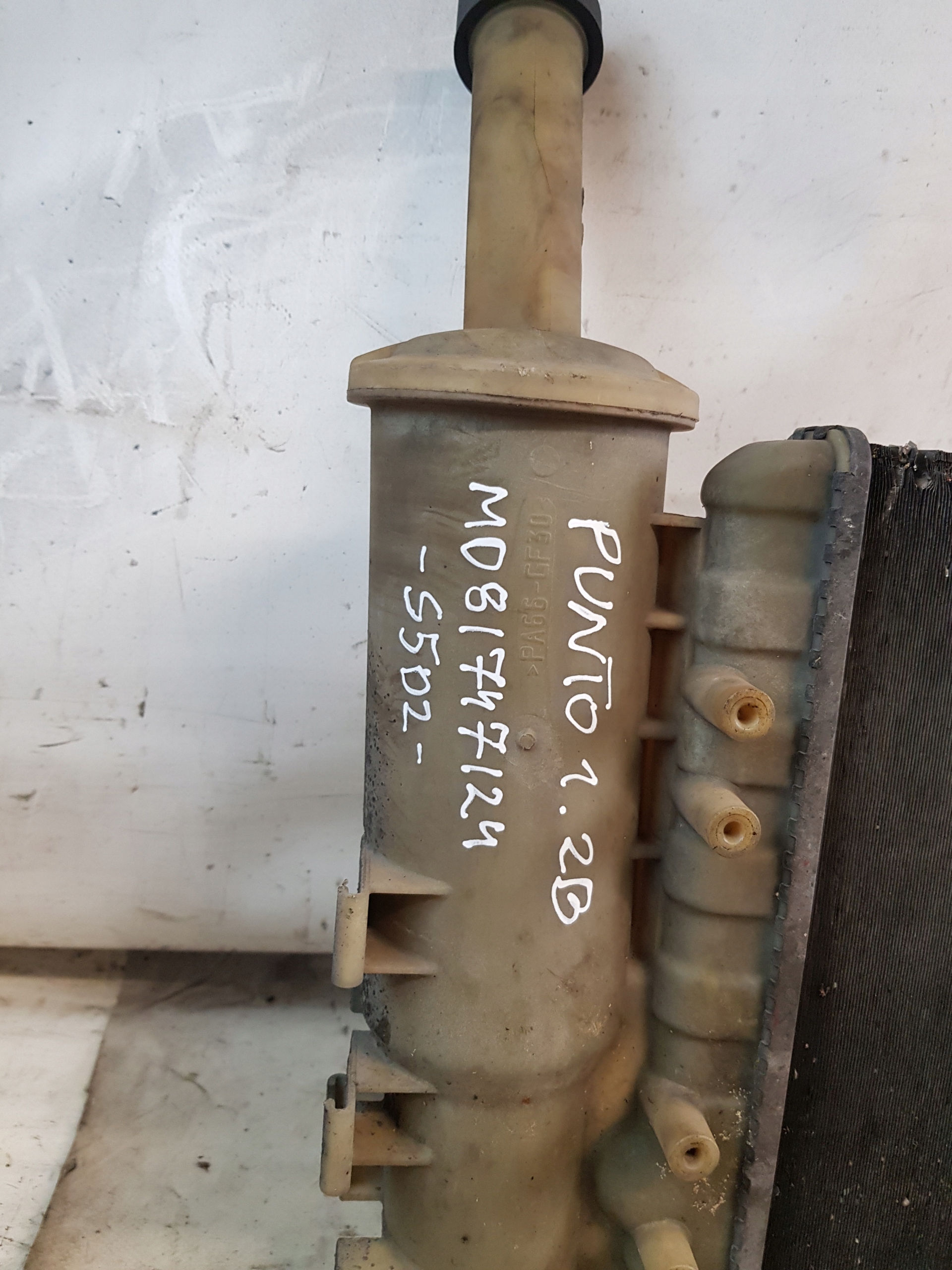 water cooler FIAT PUNTO 1.2B