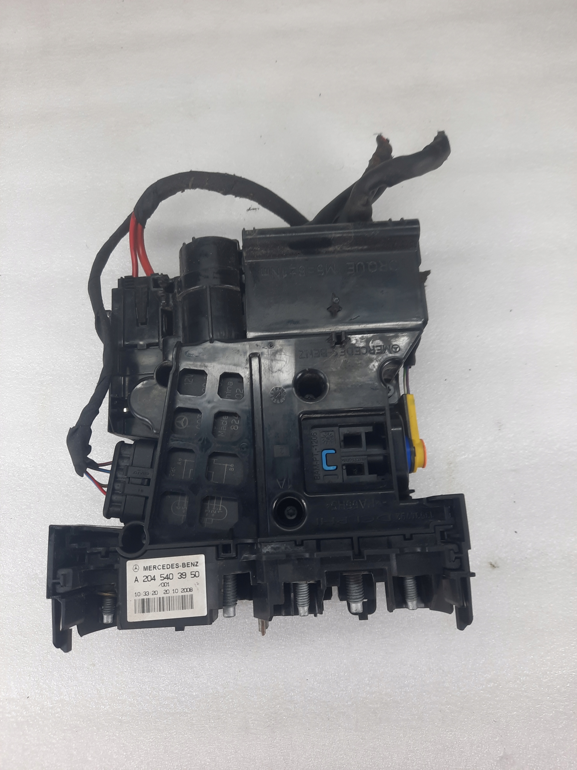 MERCEDES W204 GLK Клема предохранитель A2045403950