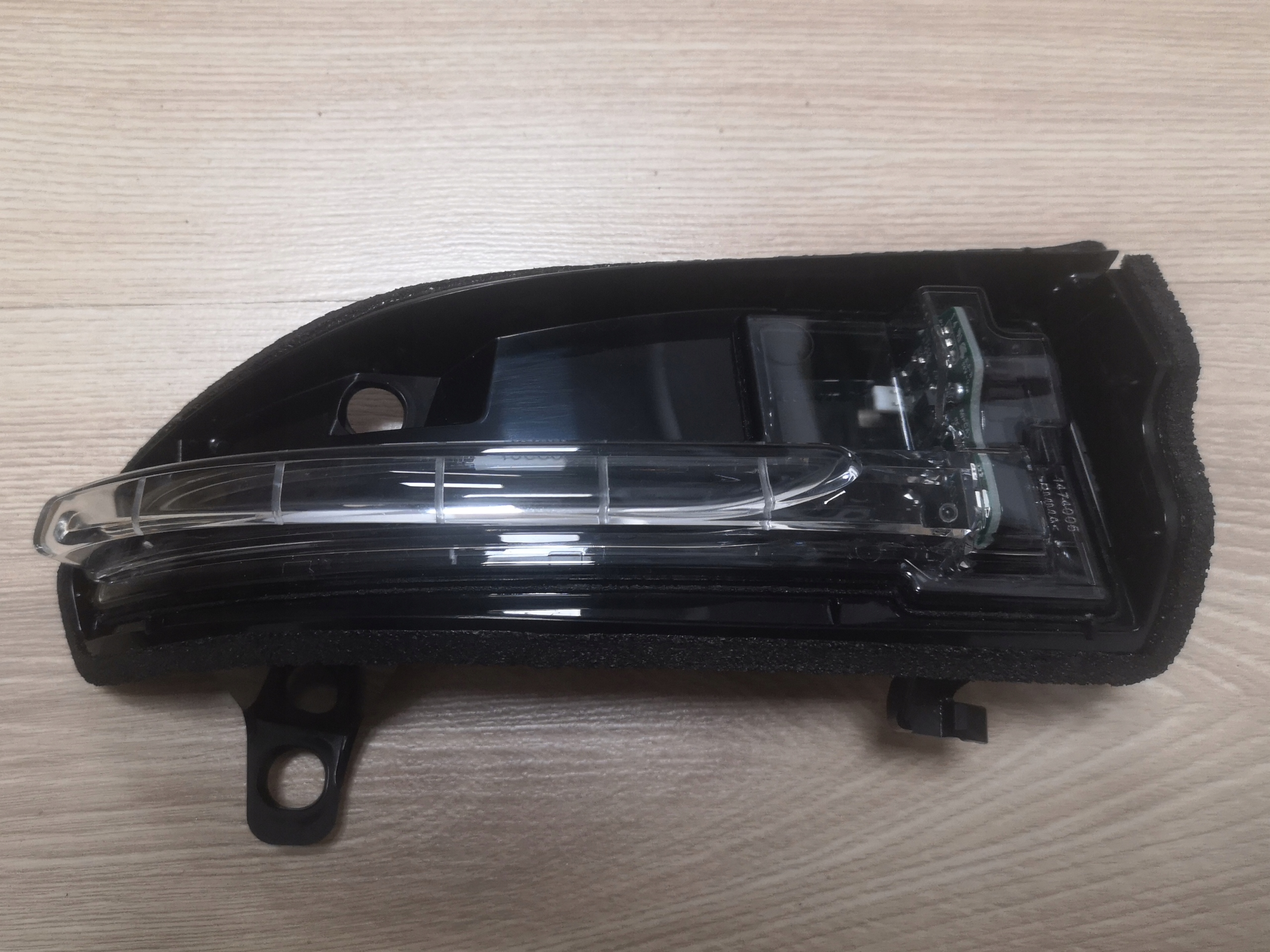 CHEVROLET CAMARO 2016r. - - ^ indicator LED of left mirrors OE