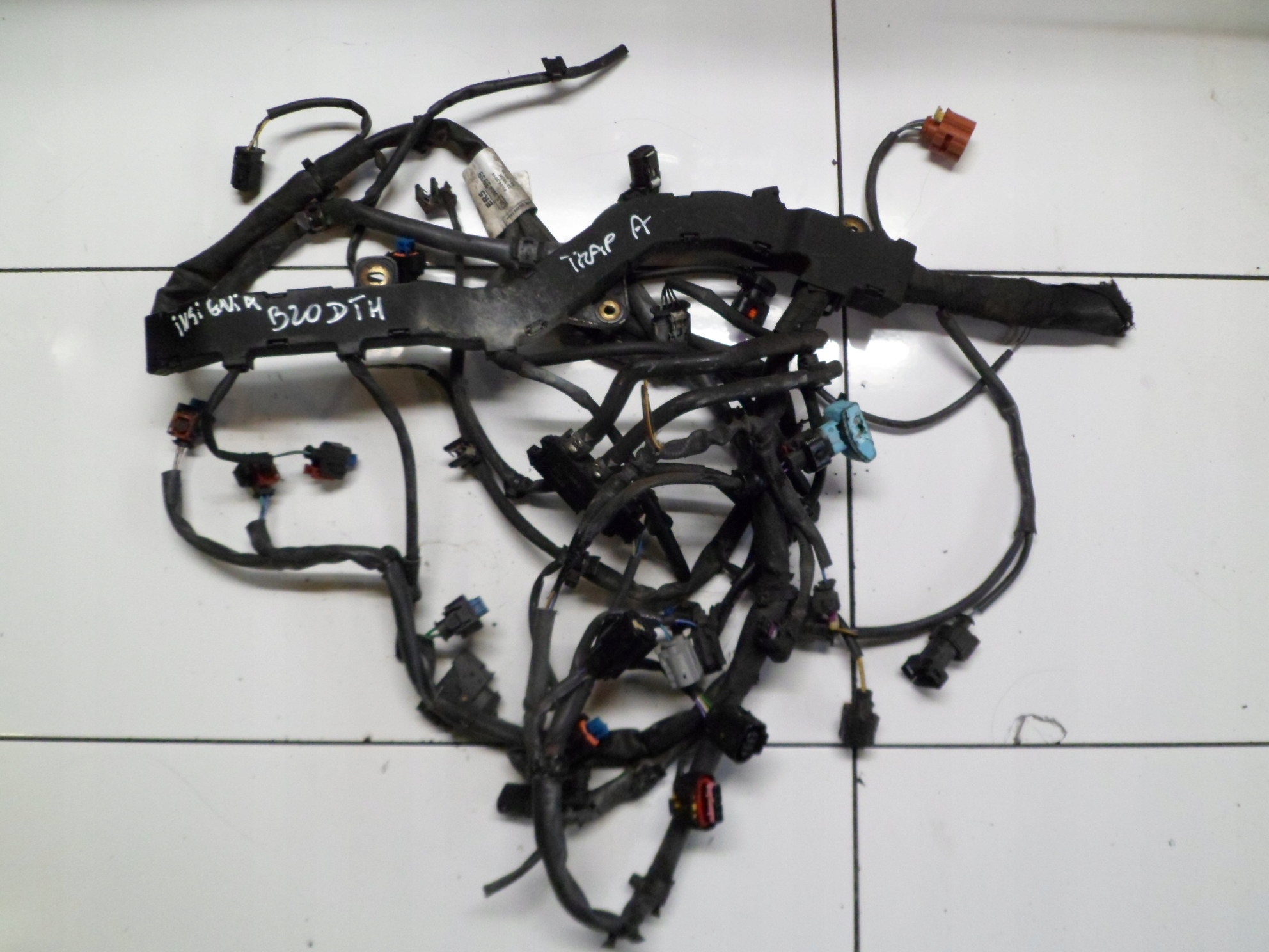 OPEL ZAFIRA B 2.0CDTI B20DTH bundle motor wiring 39043939