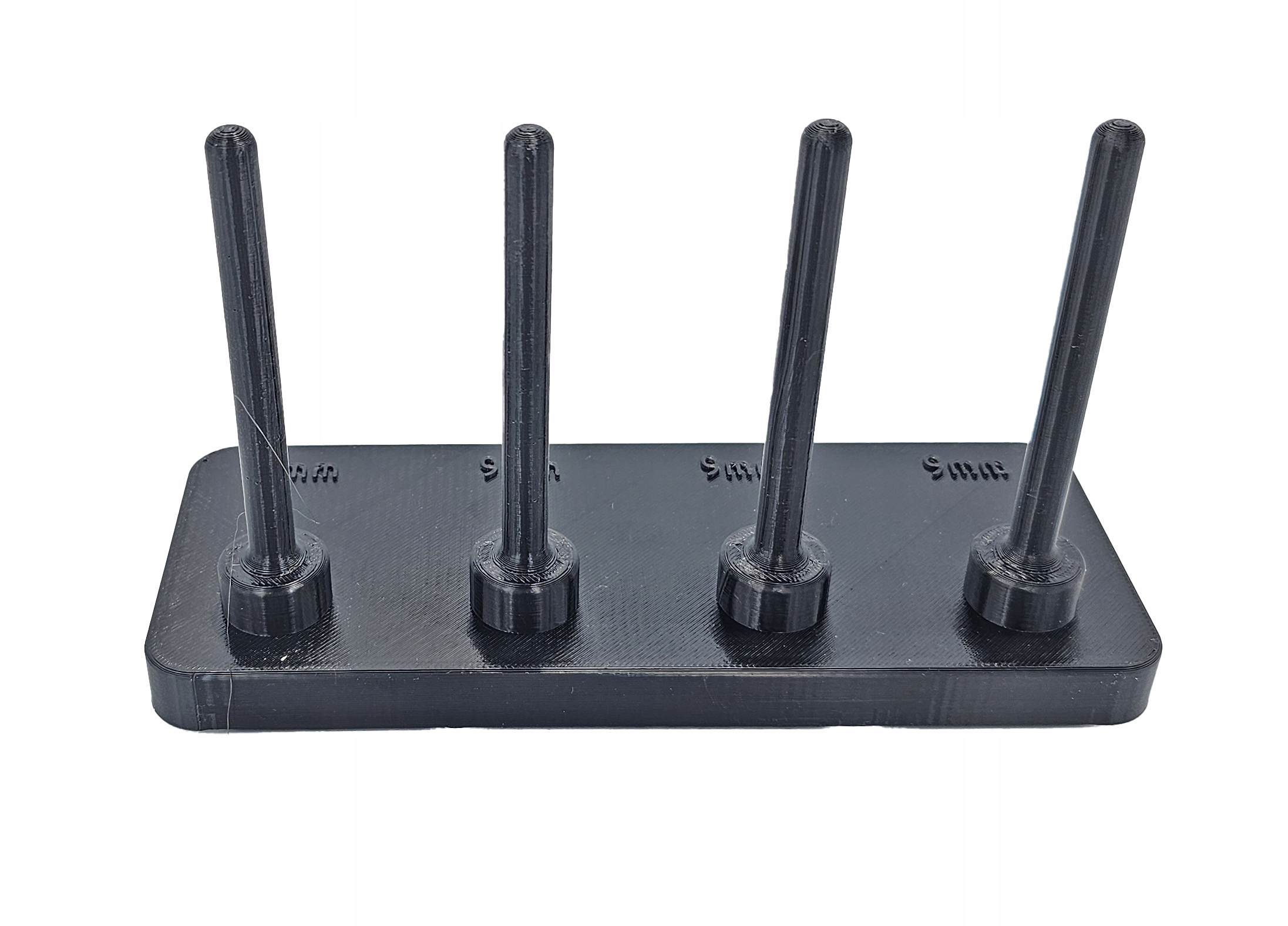 Magnetický držák na 4 pistole do skříně S1 Dolufový 9 mm