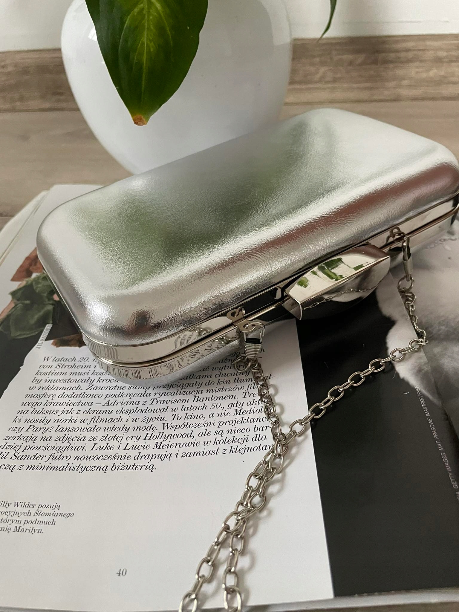 WIECZOROWA KOPERTÓWKA PUZDERKO EKO silver RĄCZKA Model puzderko kopertówka